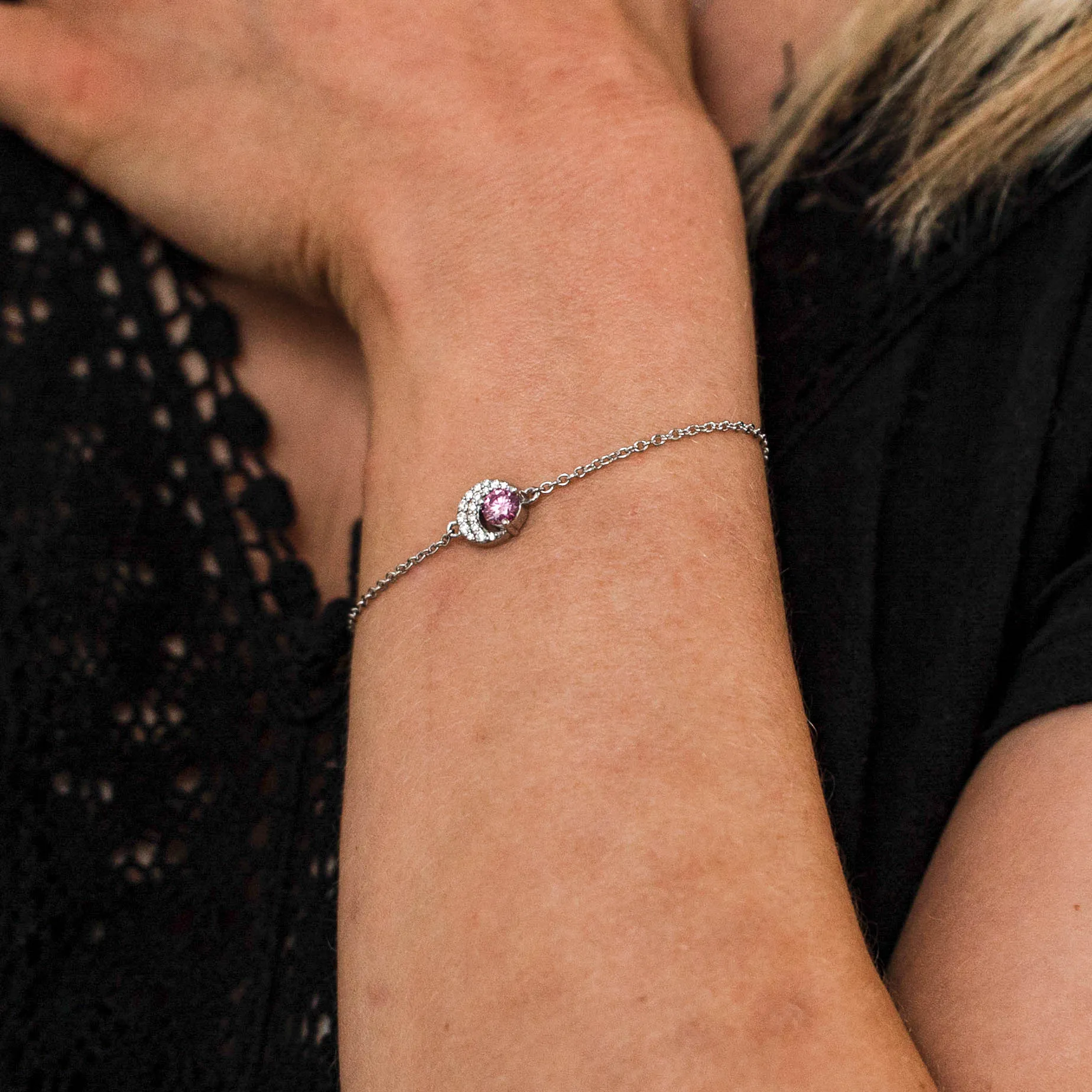 0.66 d.e.w cts Luna Moissanite Bracelet
