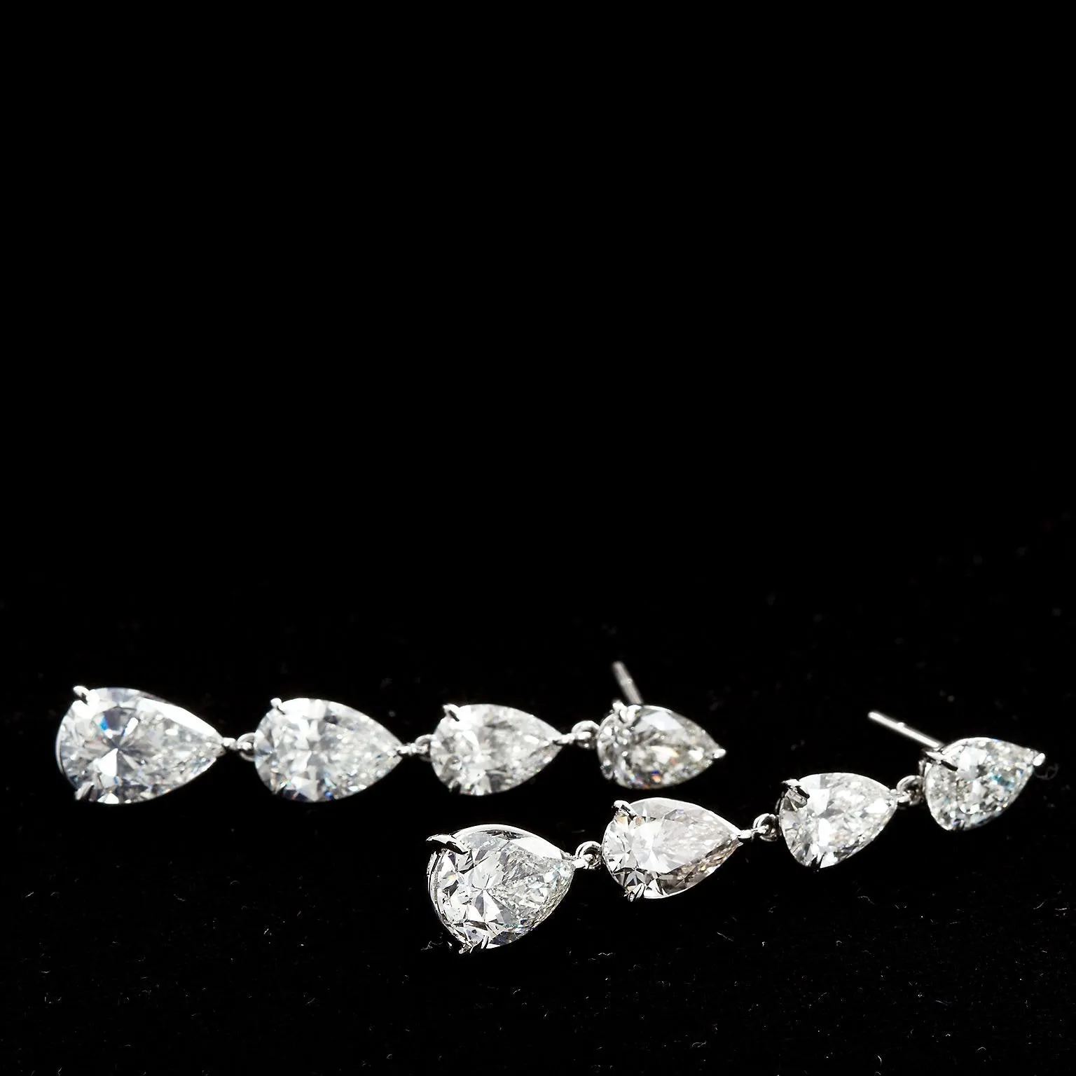 11.83 Carats Pear Shape Diamond Dangle Earrings