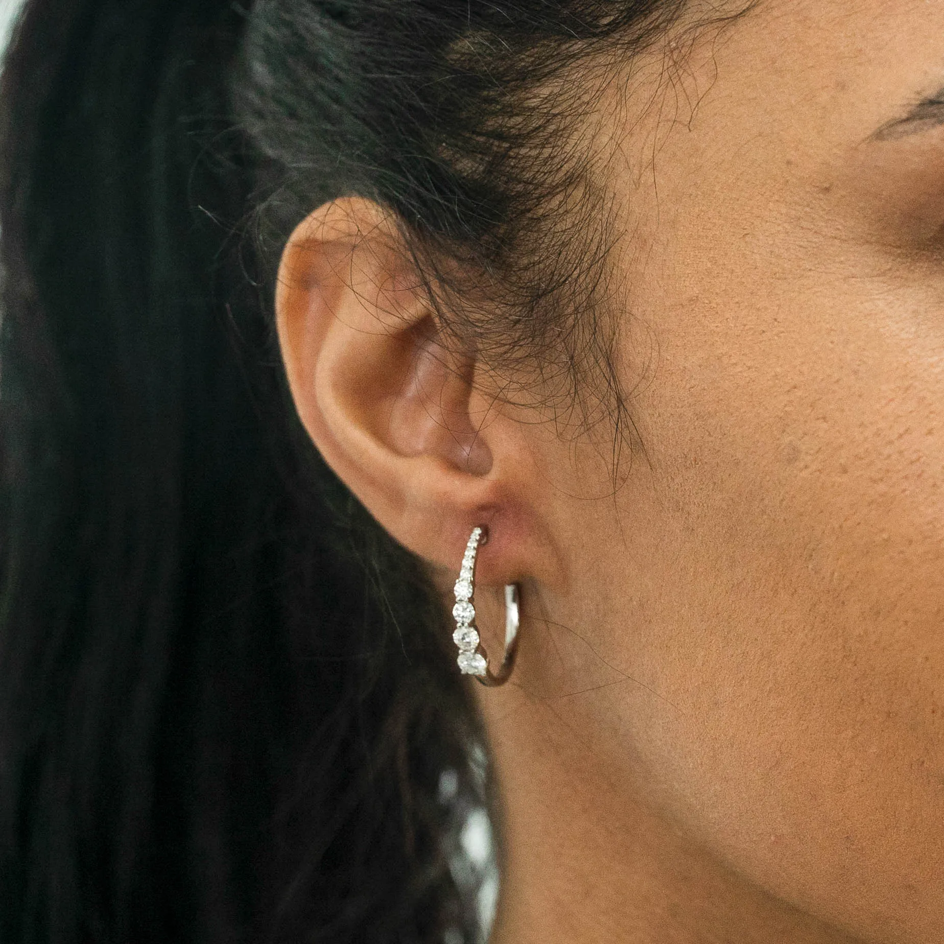 1.28 d.e.w cts Titania Moissanite Hoop Earrings