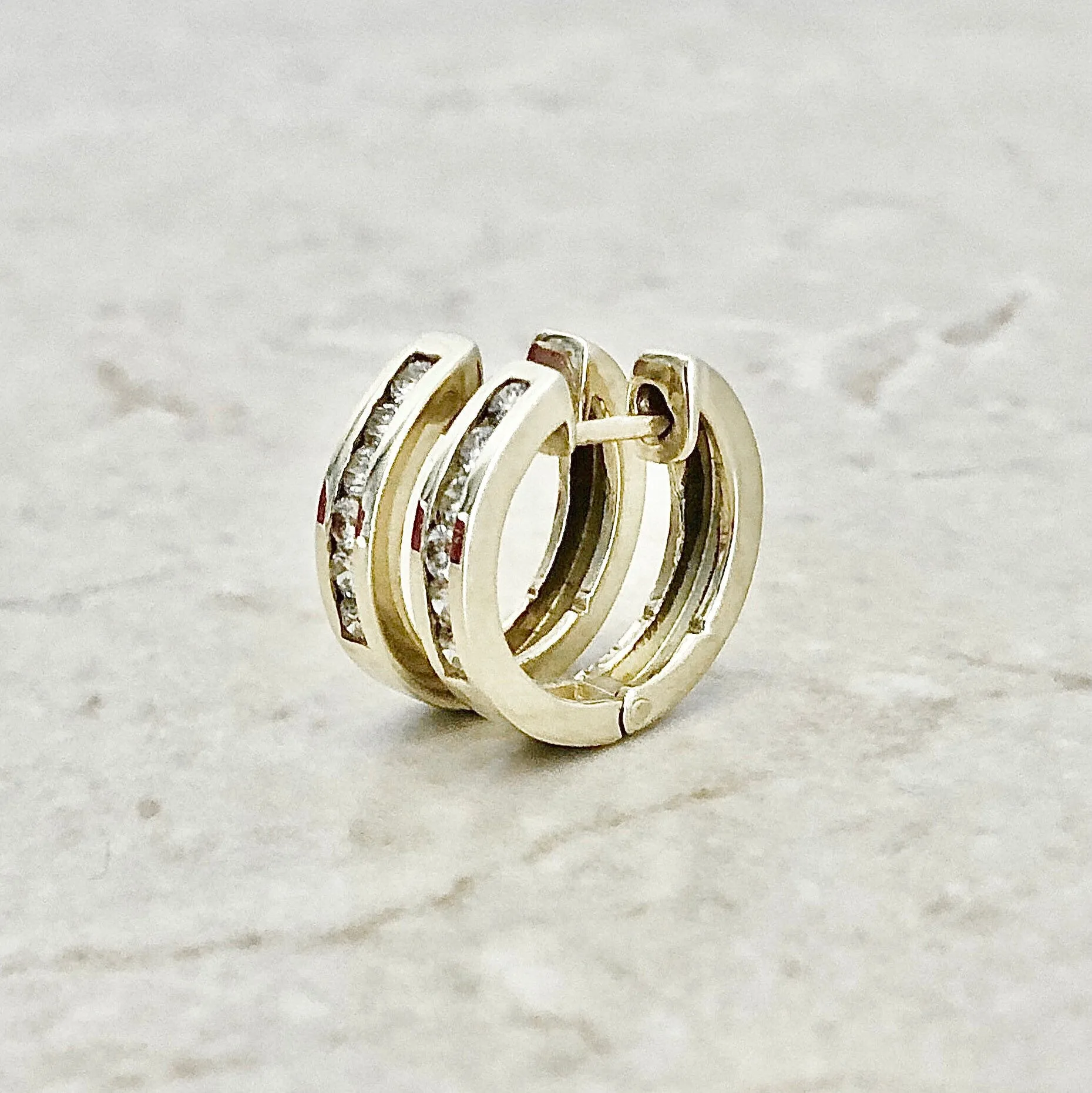 14 Karat Yellow Gold 0.40 Carat Diamond Huggie Hoop Earrings