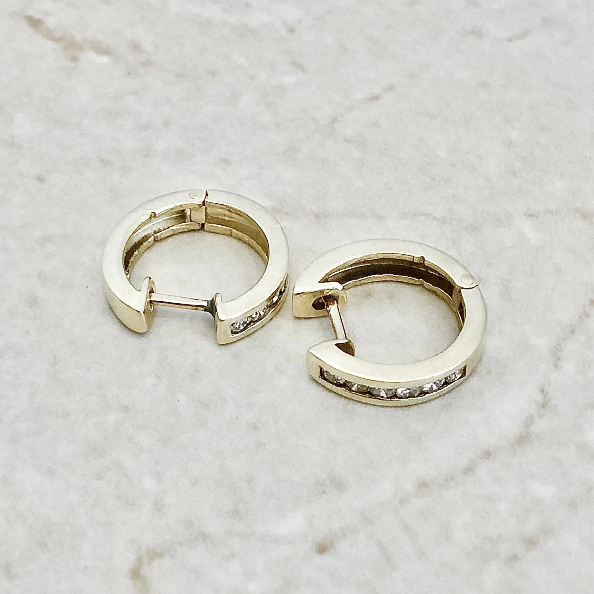 14 Karat Yellow Gold 0.40 Carat Diamond Huggie Hoop Earrings