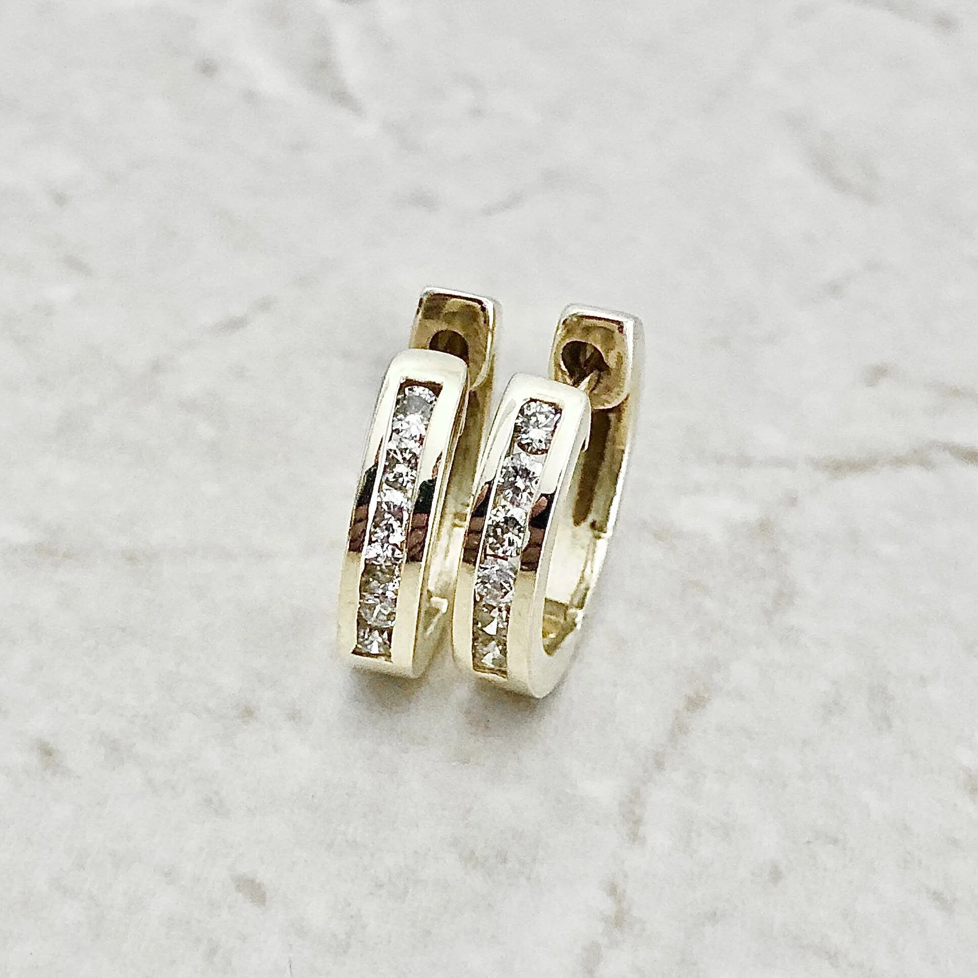 14 Karat Yellow Gold 0.40 Carat Diamond Huggie Hoop Earrings