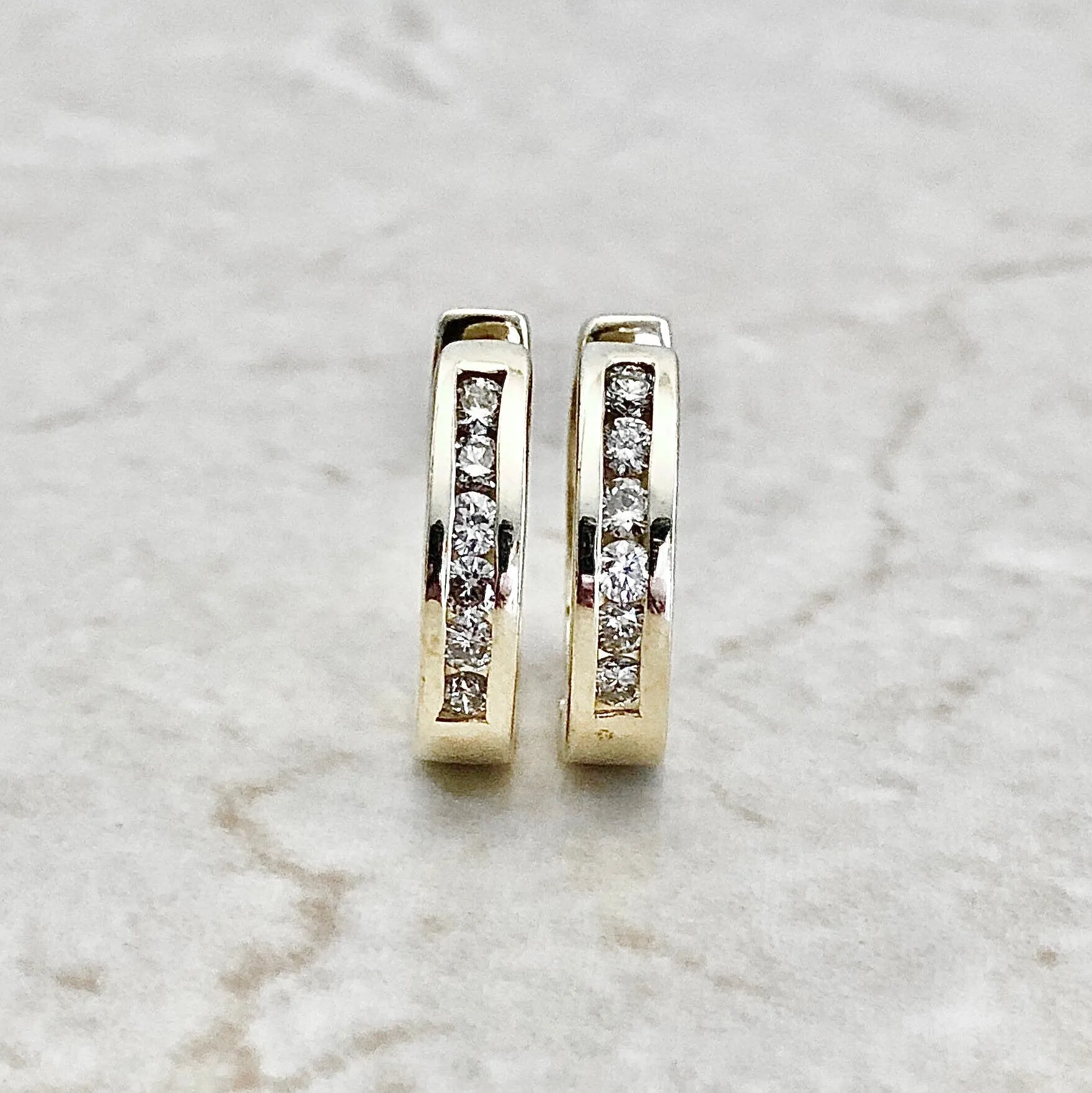14 Karat Yellow Gold 0.40 Carat Diamond Huggie Hoop Earrings