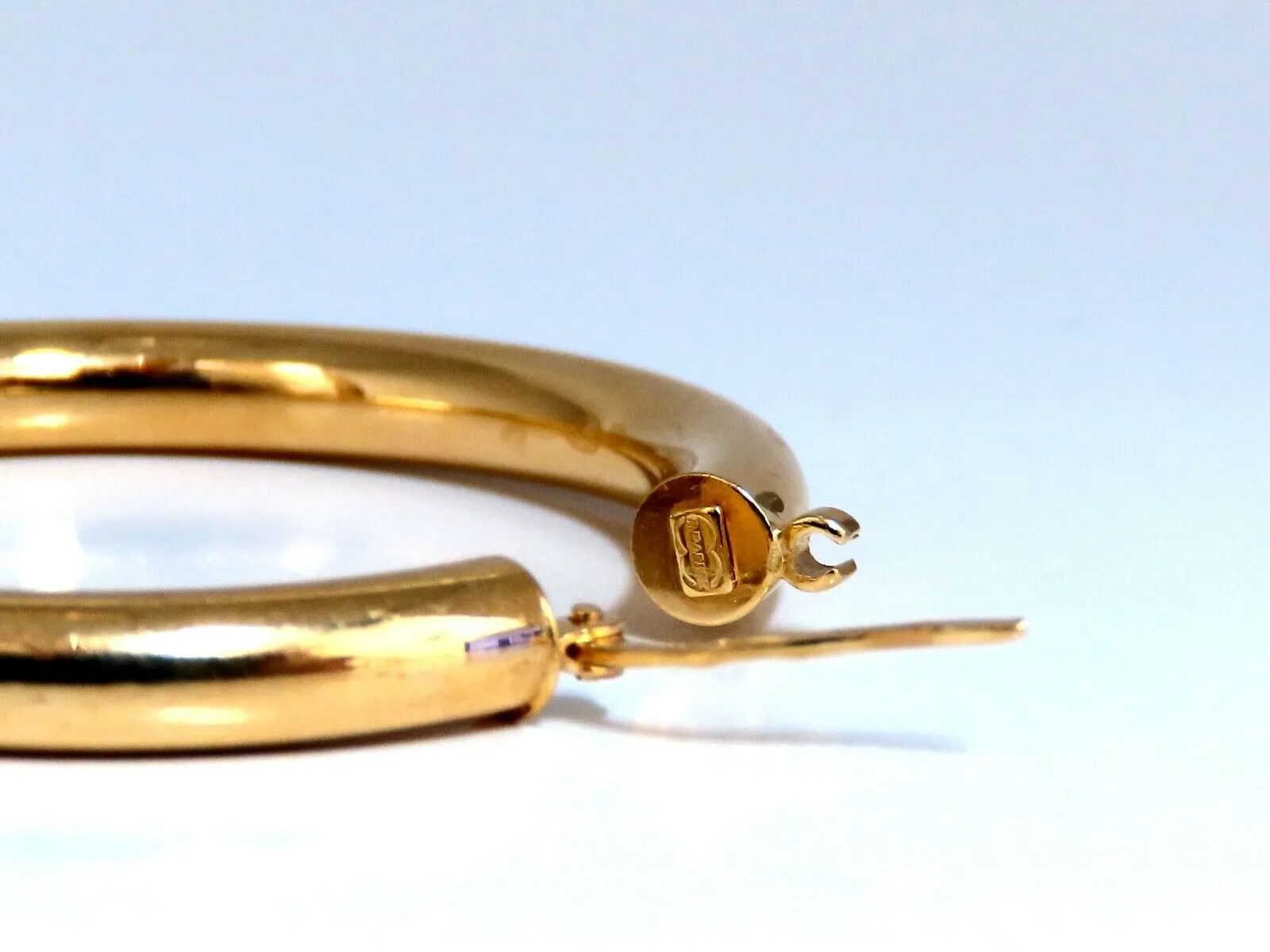14Kt Gold Hoop Earrings Tubular Plain
