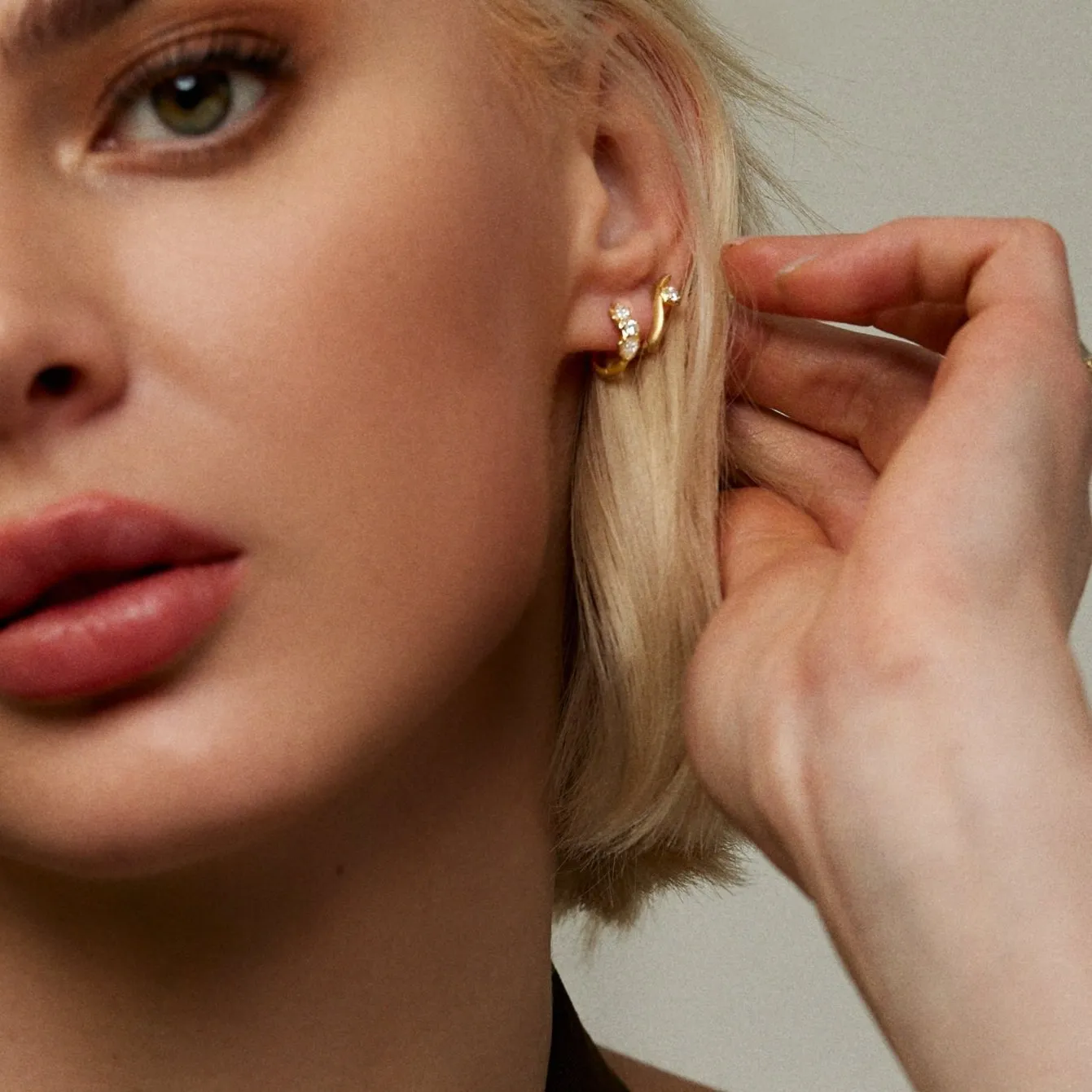 18k Gold "Posey" Diamond Huggie Hoop Earrings