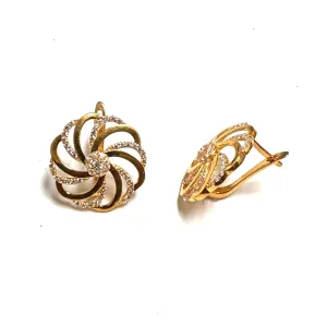 22K Yellow Gold Floral CZ Lever Back Earrings