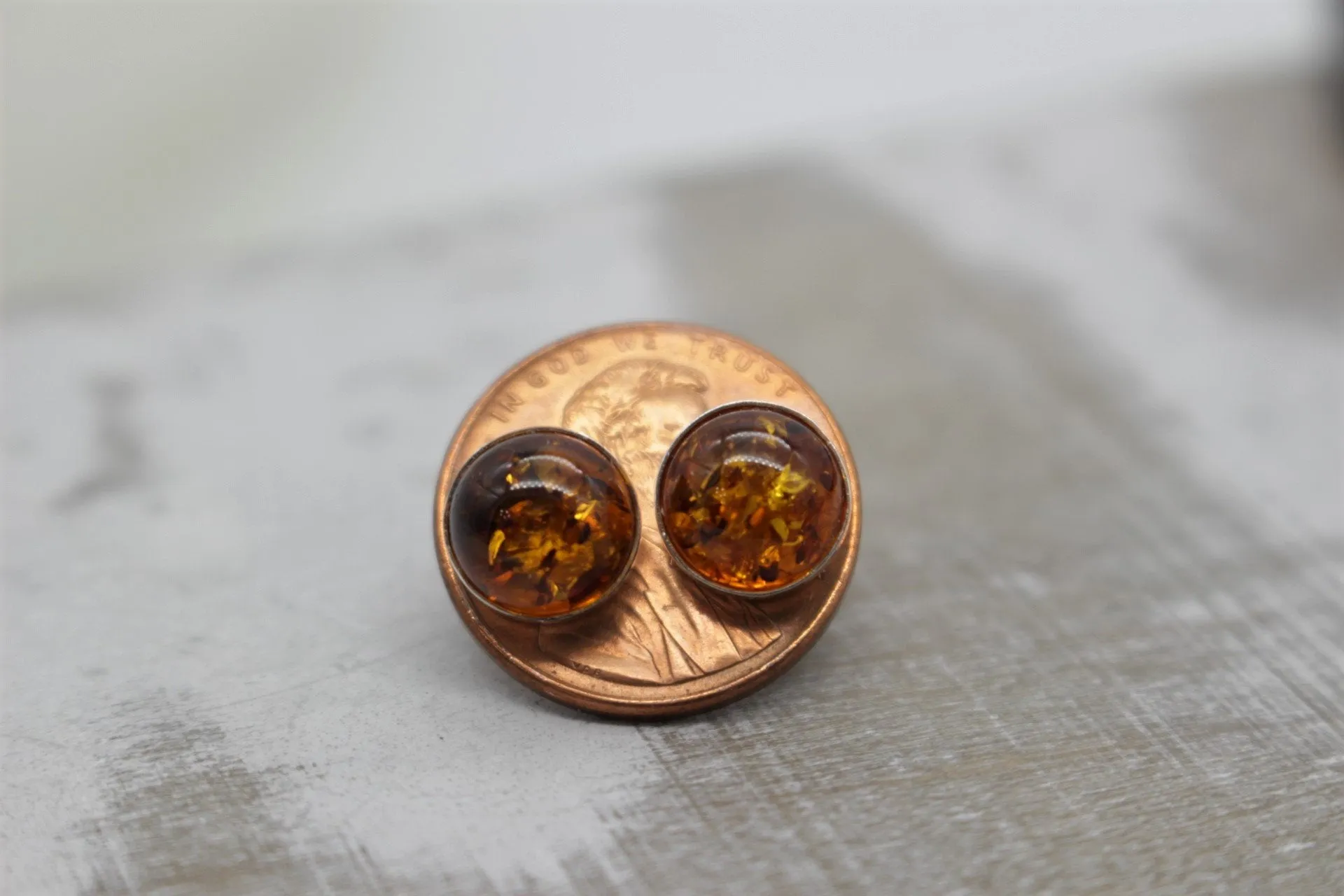 8mm Onyx Stud Earrings