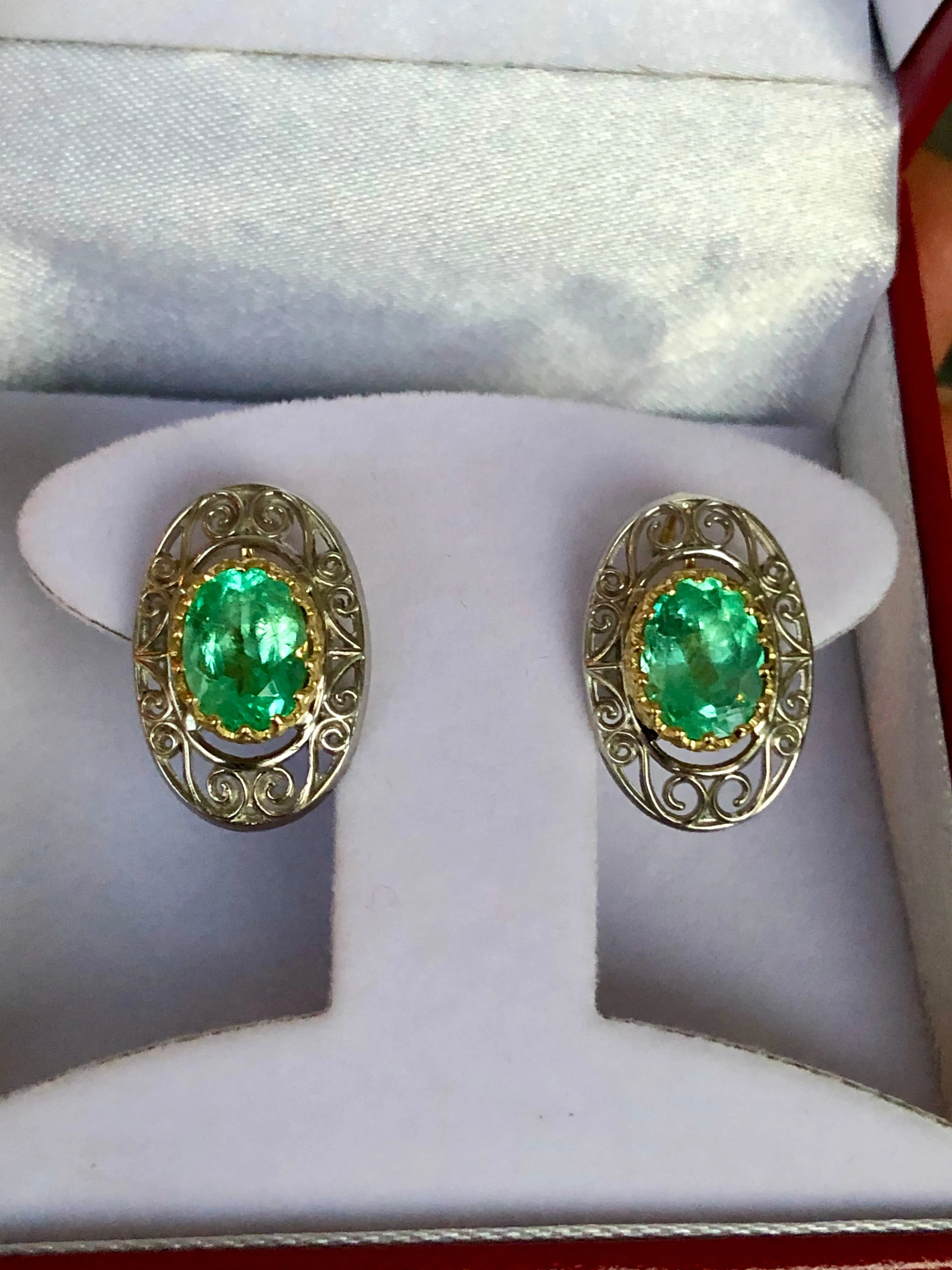 Antique Style Emerald 18K Gold Platinum Drop Earrings