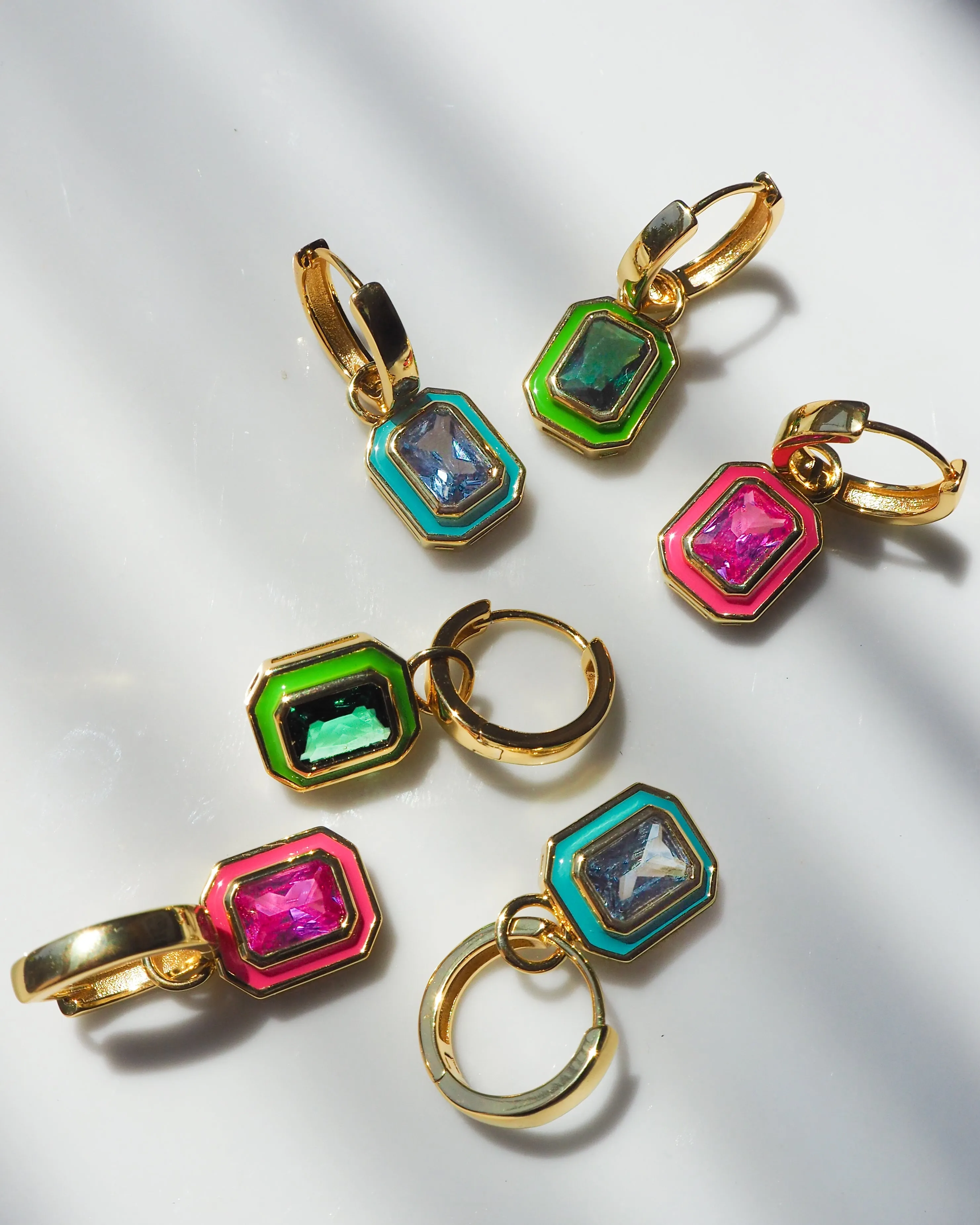 Bezel Huggies- Turquoise- Gold