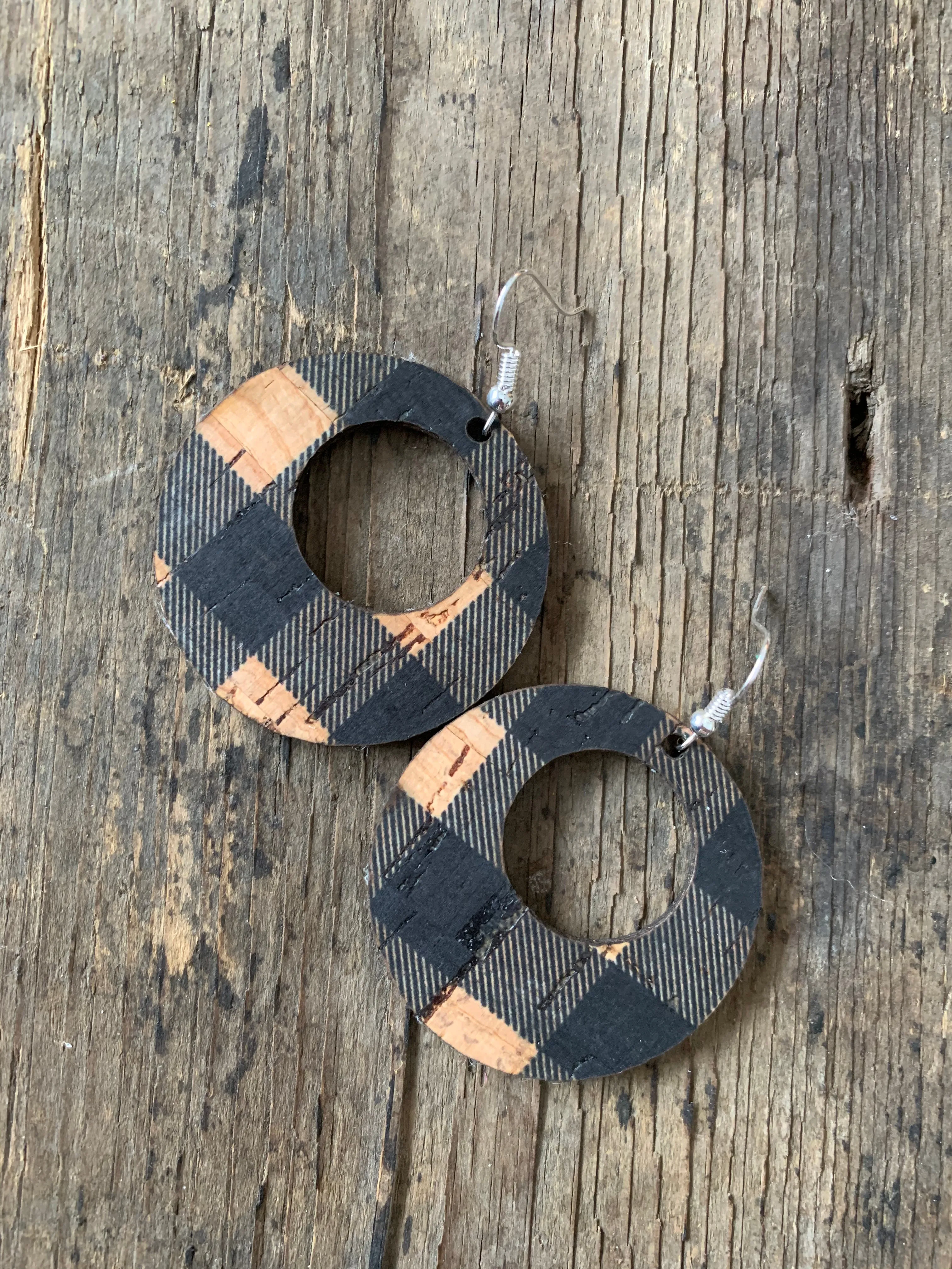 Black Buffalo Check Round Cork Leather Earring