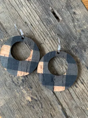 Black Buffalo Check Round Cork Leather Earring
