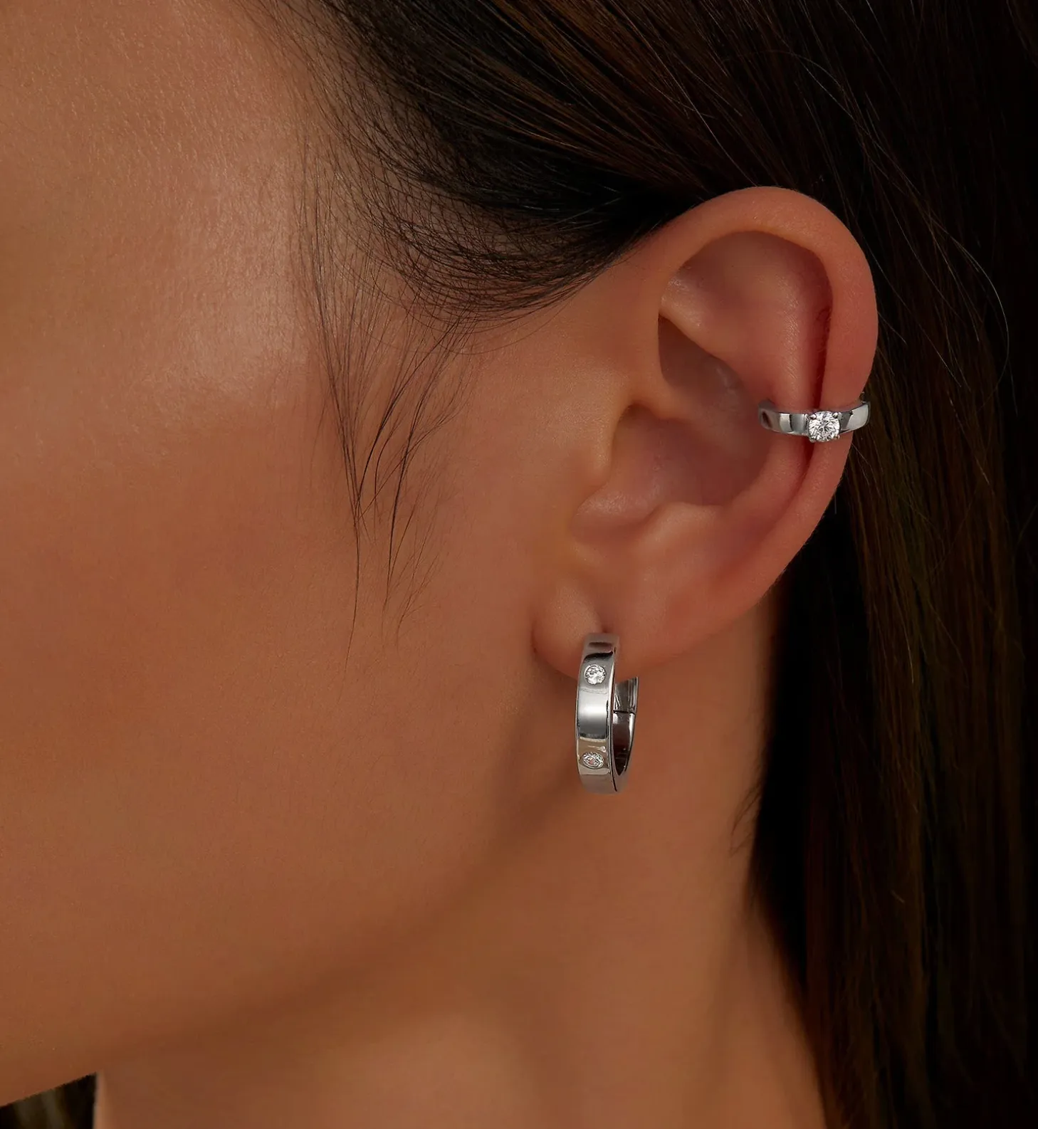Classic 0.3 CTTW Clip Earring