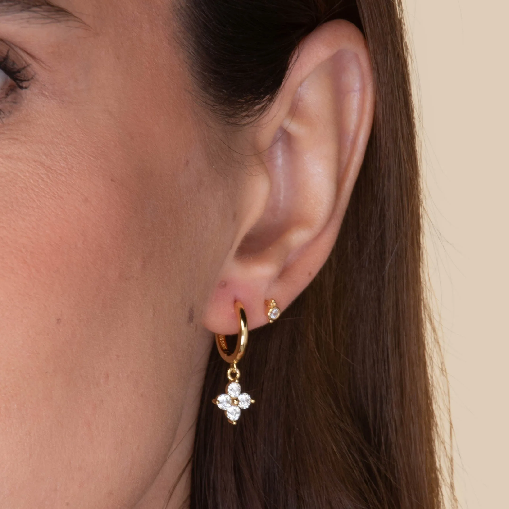 Clover Sapphire Moissanite Hoop Earrings