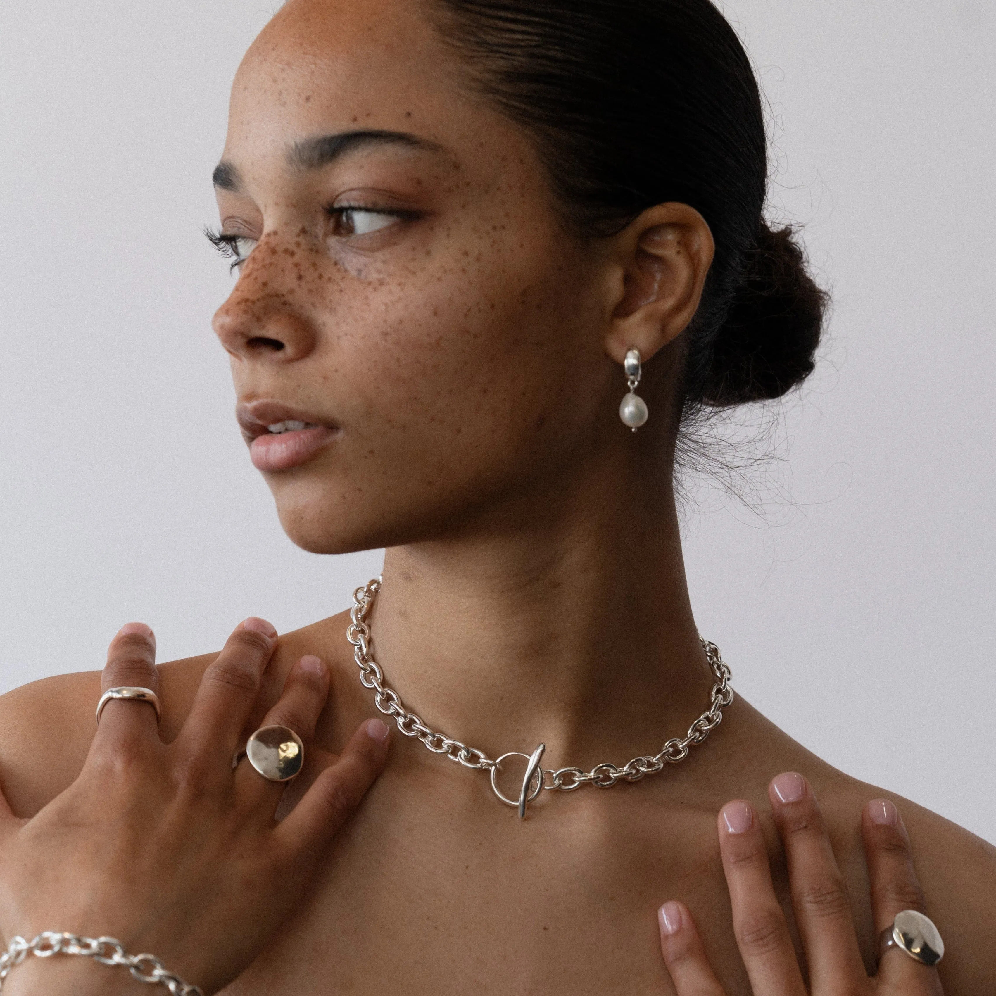 Cocoon Hoops | Silver   Pearl