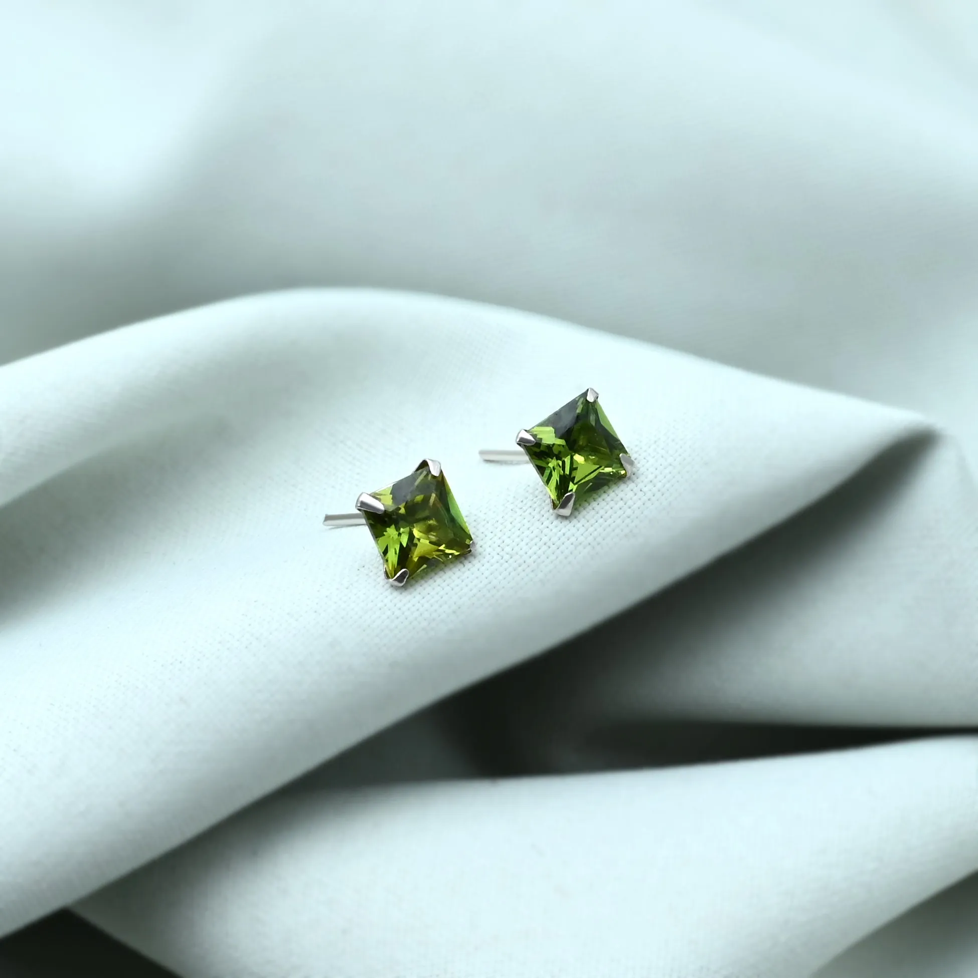 Color Your Spark Stones Unisex Silver Earrings in Vibrant Hues