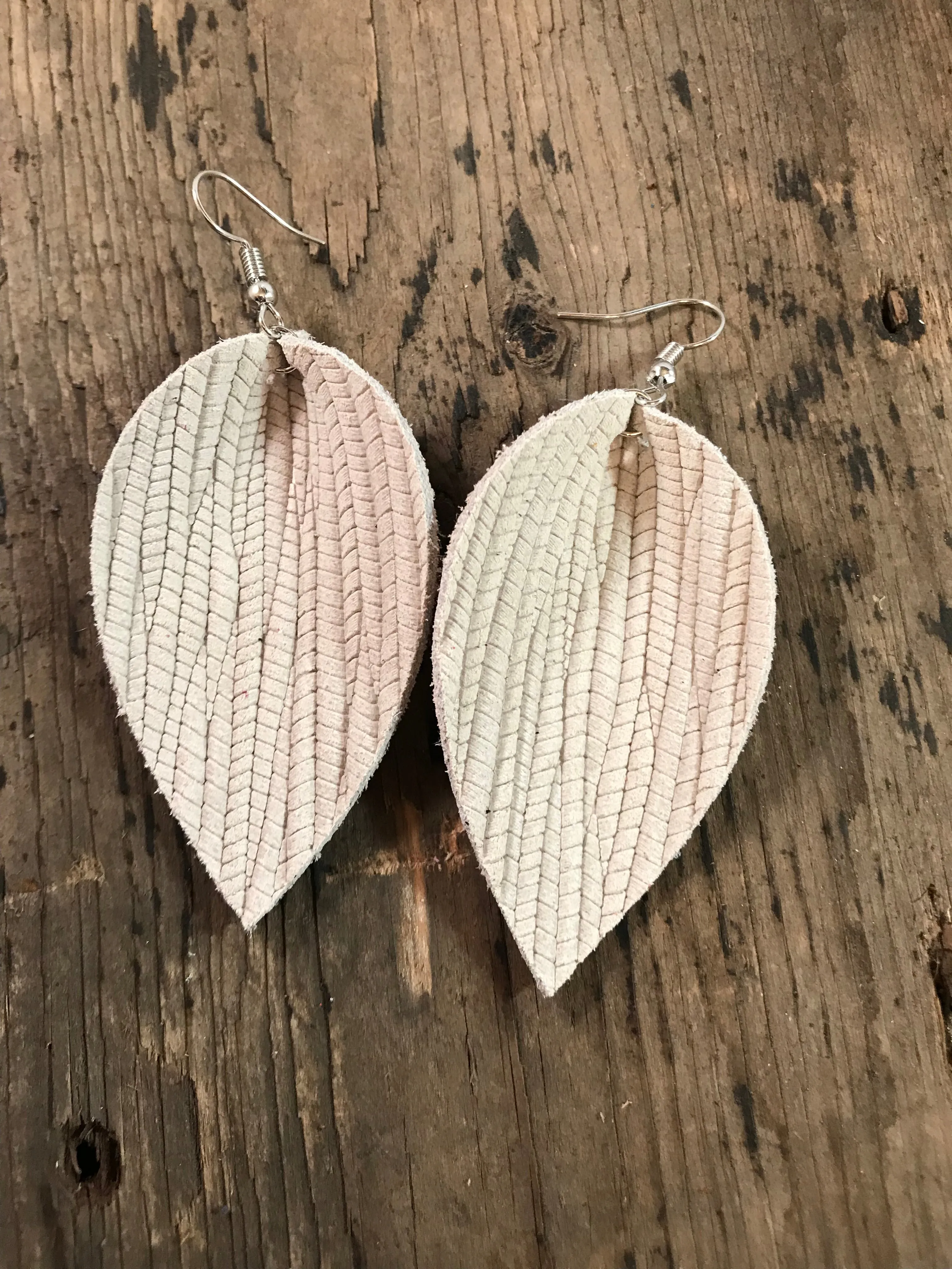 Cream palm leaf textured leather earring