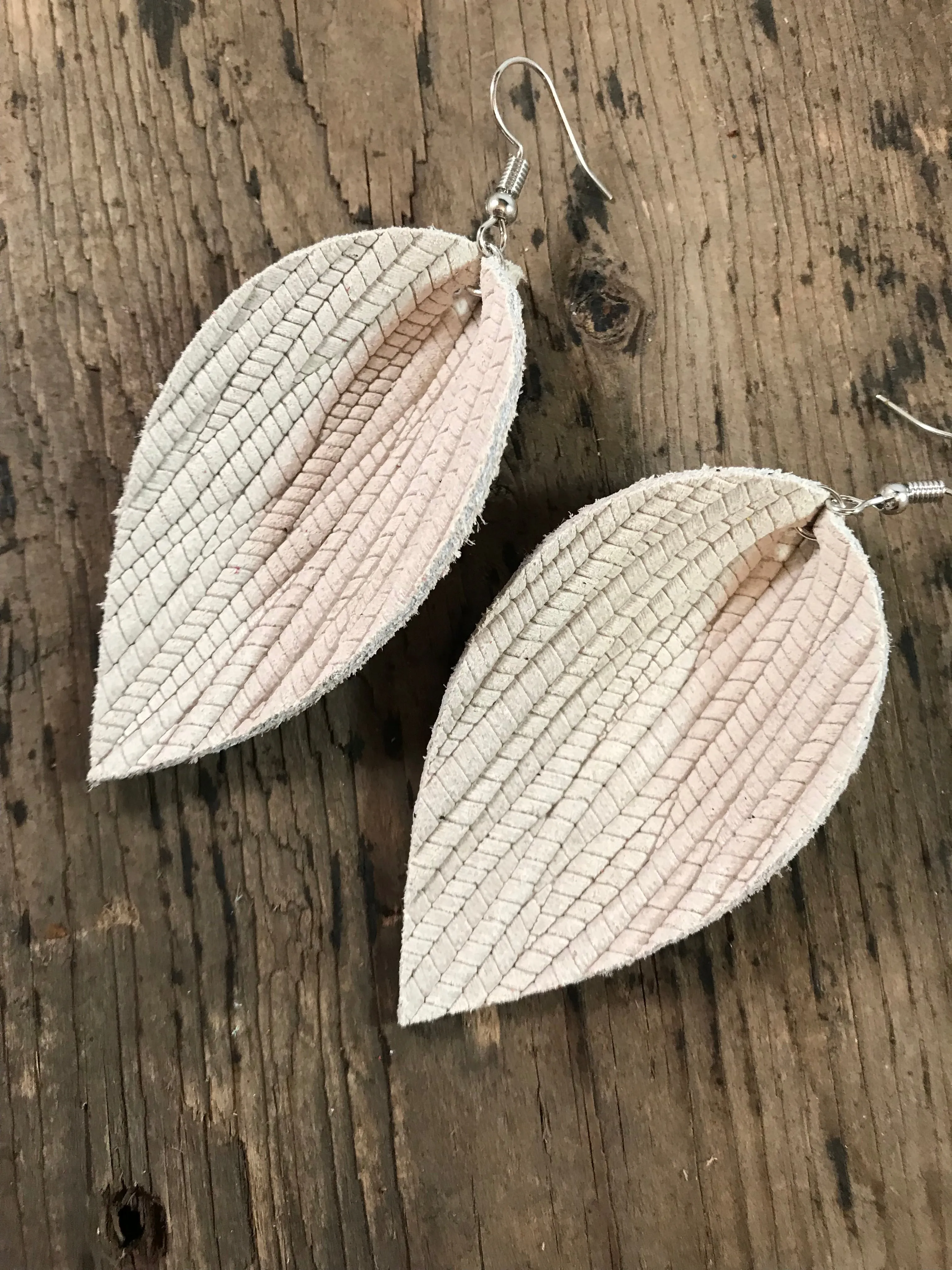 Cream palm leaf textured leather earring