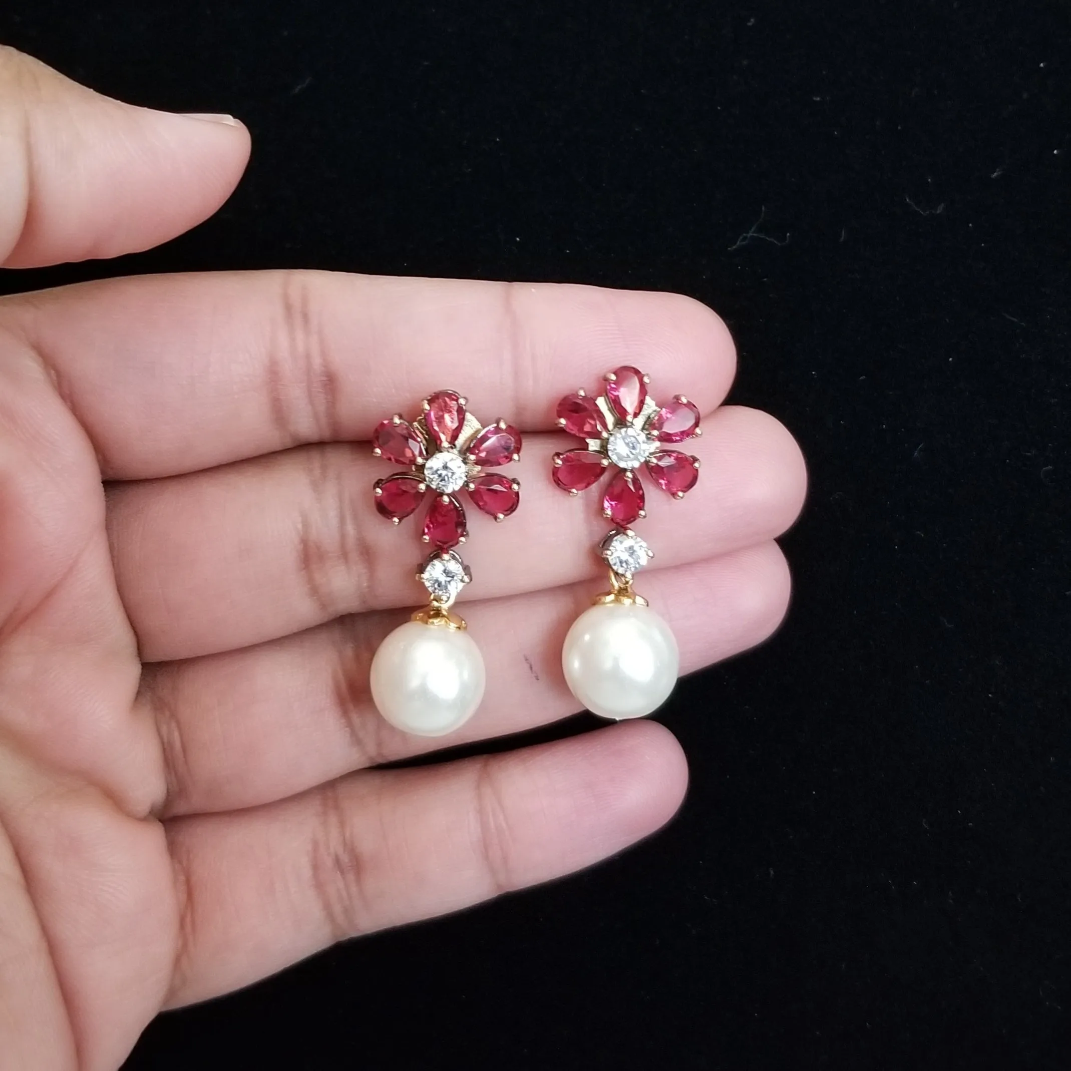CZ Short Earring With Gold Plating HL29 Ruby
