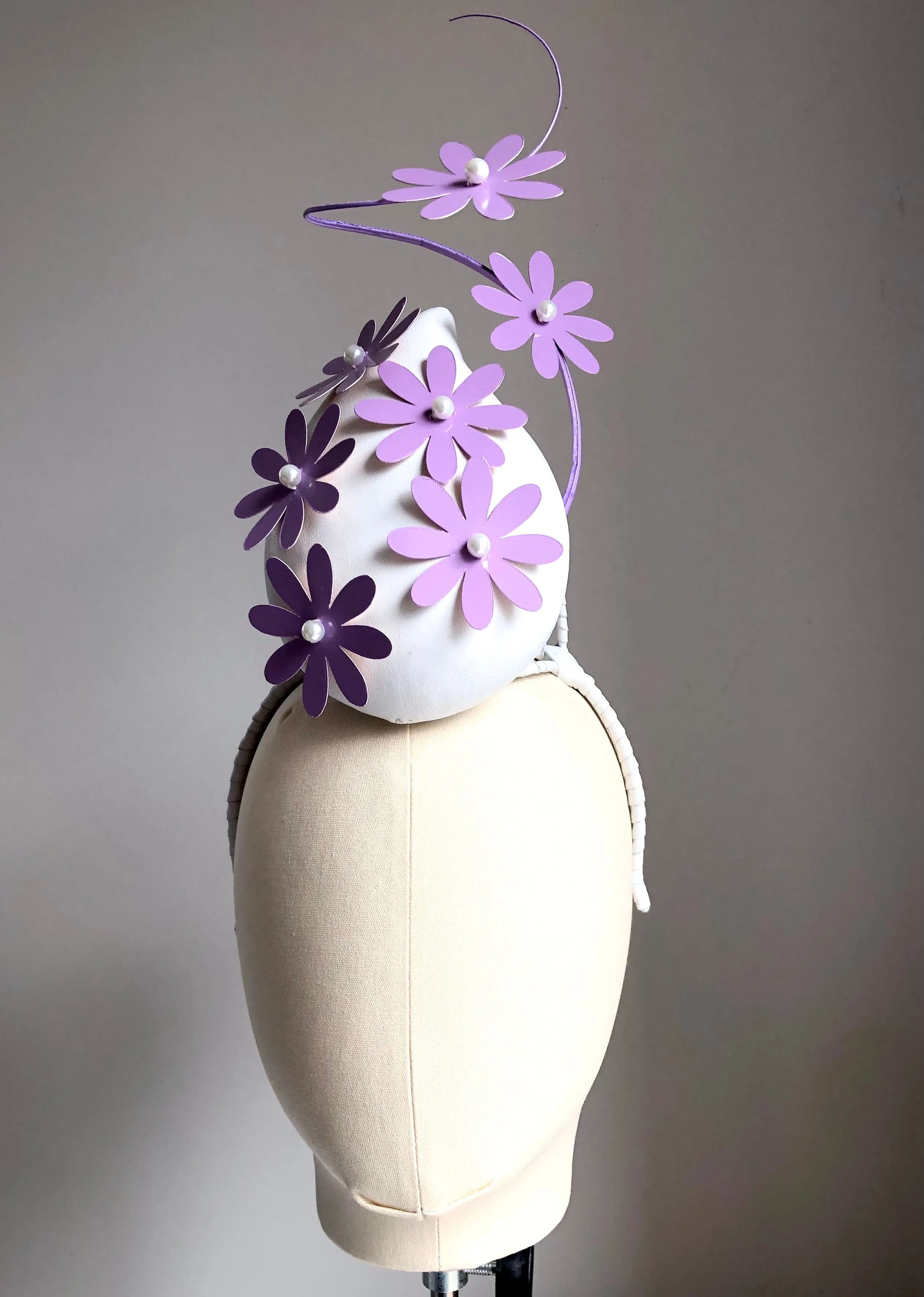 Daisy Percher - Lilac -  Leather Percher - MM428
