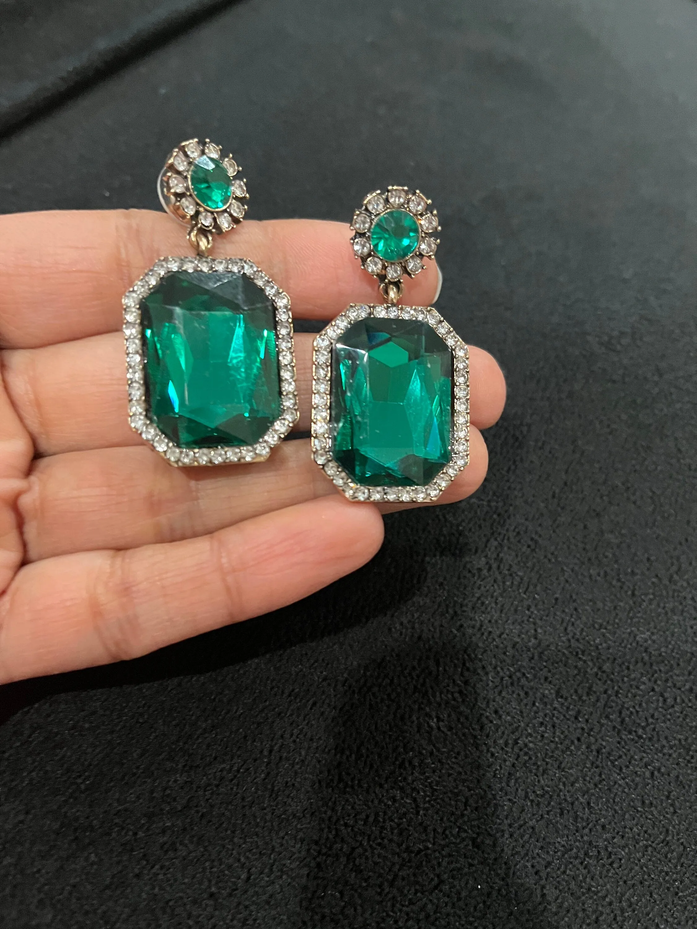 Dark Green earrings  , tear drop forest green crystal Rhinestone rectangle Crystal Pageant  green Earrings