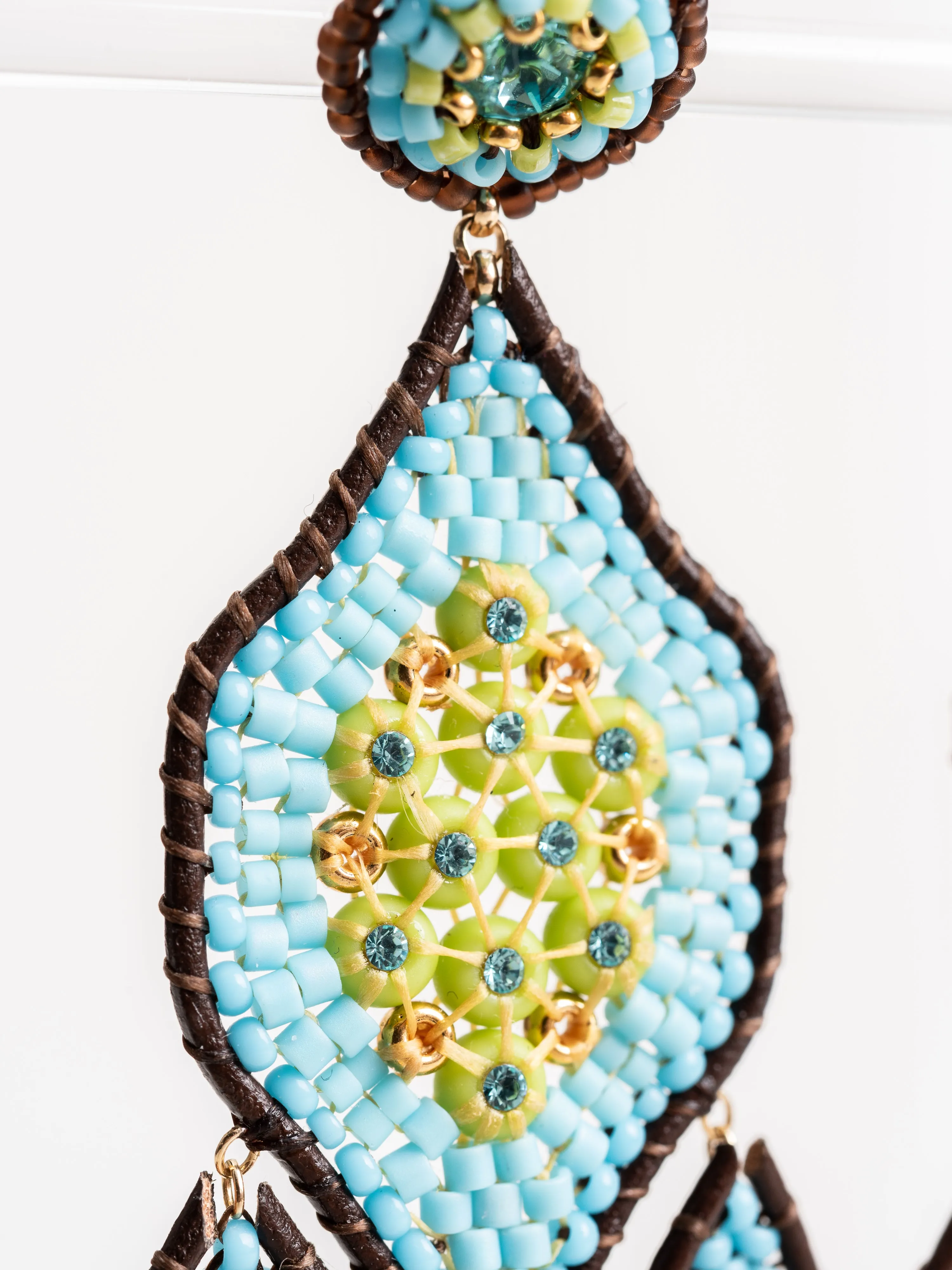 E76104 earrings
