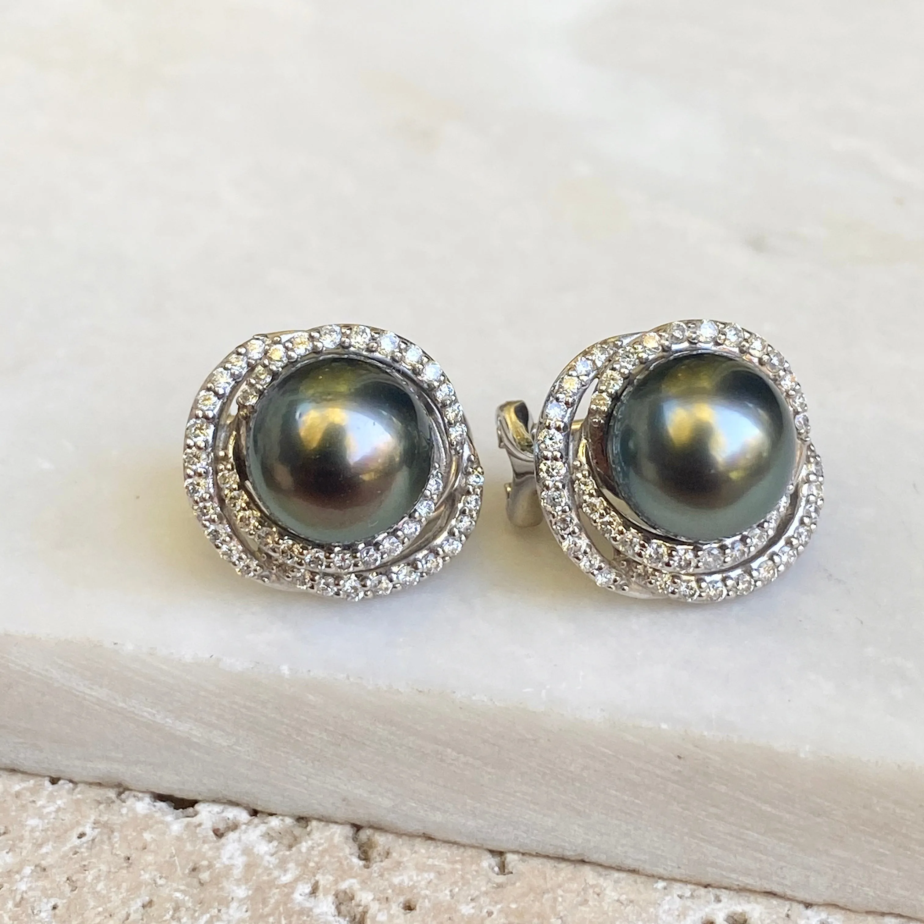 Estate 14KT White Gold Gray Tahitian Pearl   Pave Diamond Omega Back Earrings