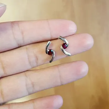 Garnet Swirl Earrings