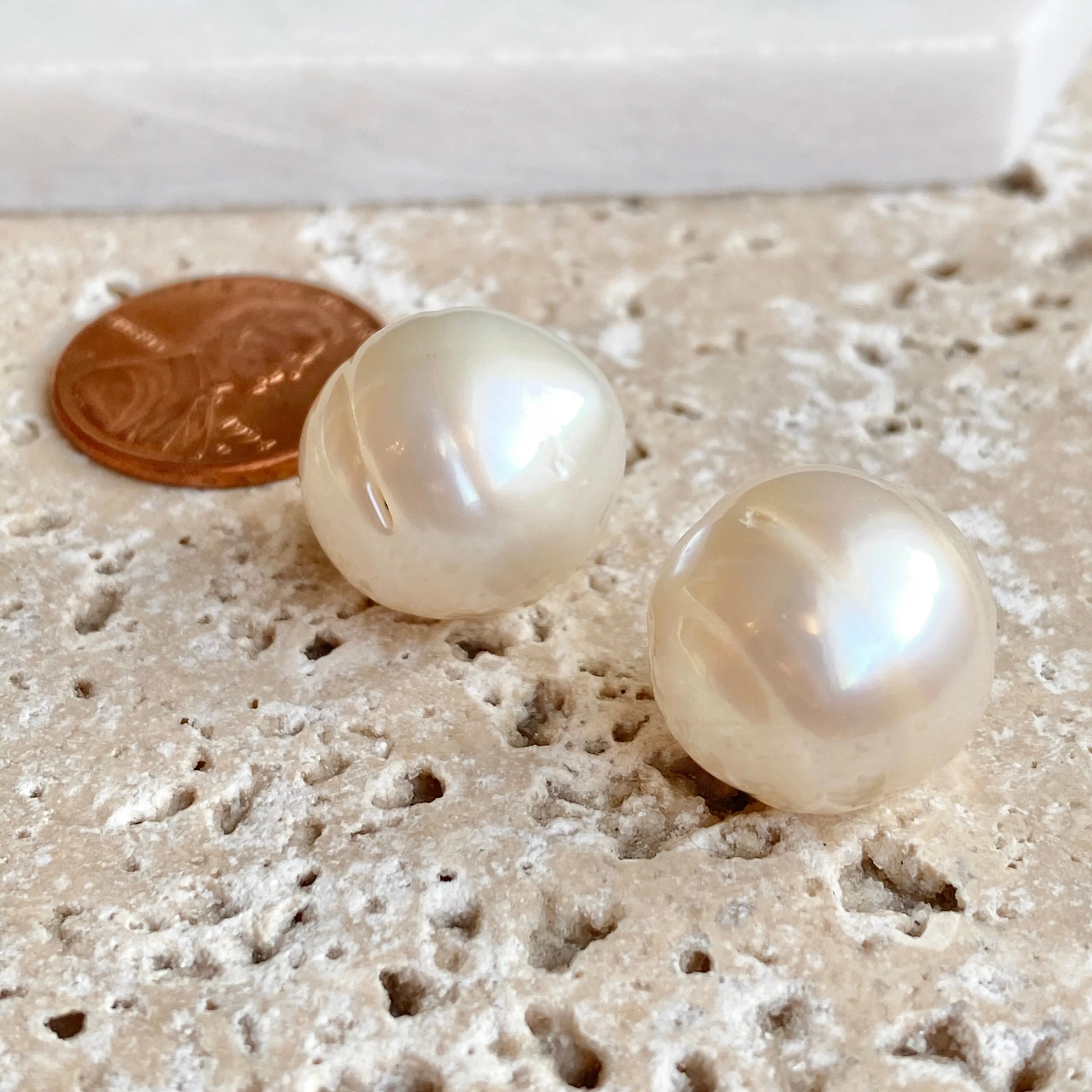 Genuine Paspaley South Sea Loose Pearl Pair "Fine" Quality 15mm