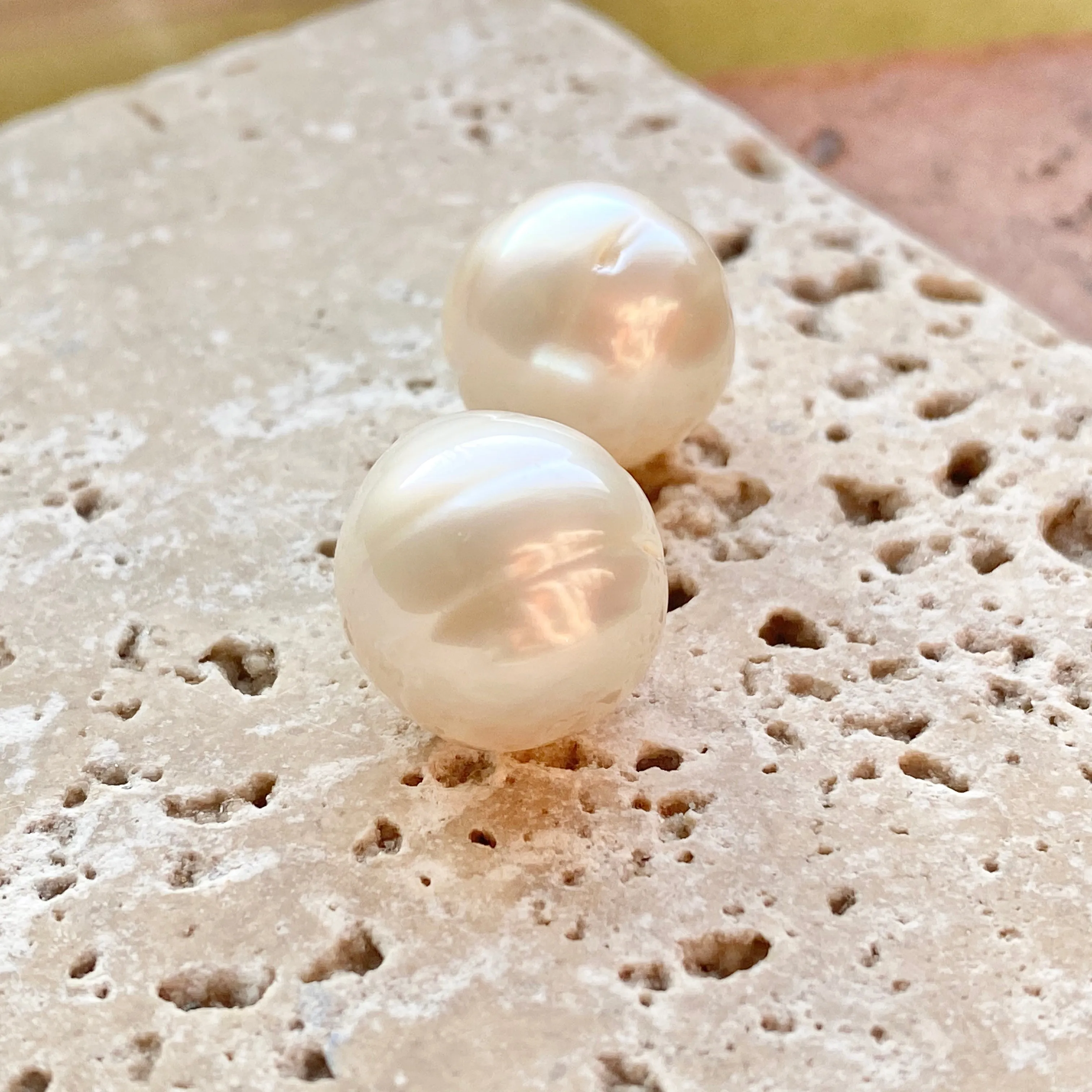 Genuine Paspaley South Sea Loose Pearl Pair "Fine" Quality 15mm