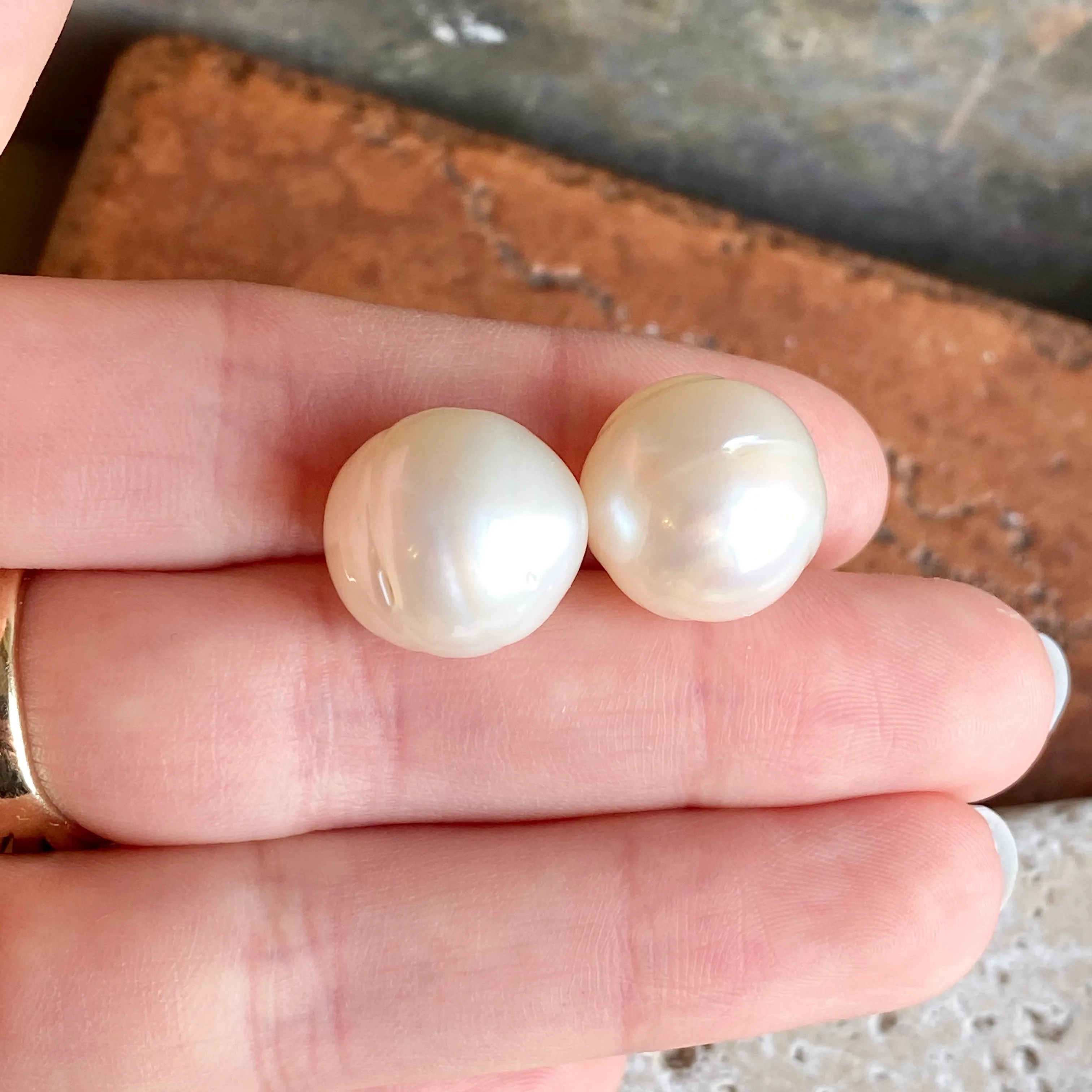 Genuine Paspaley South Sea Loose Pearl Pair "Fine" Quality 15mm