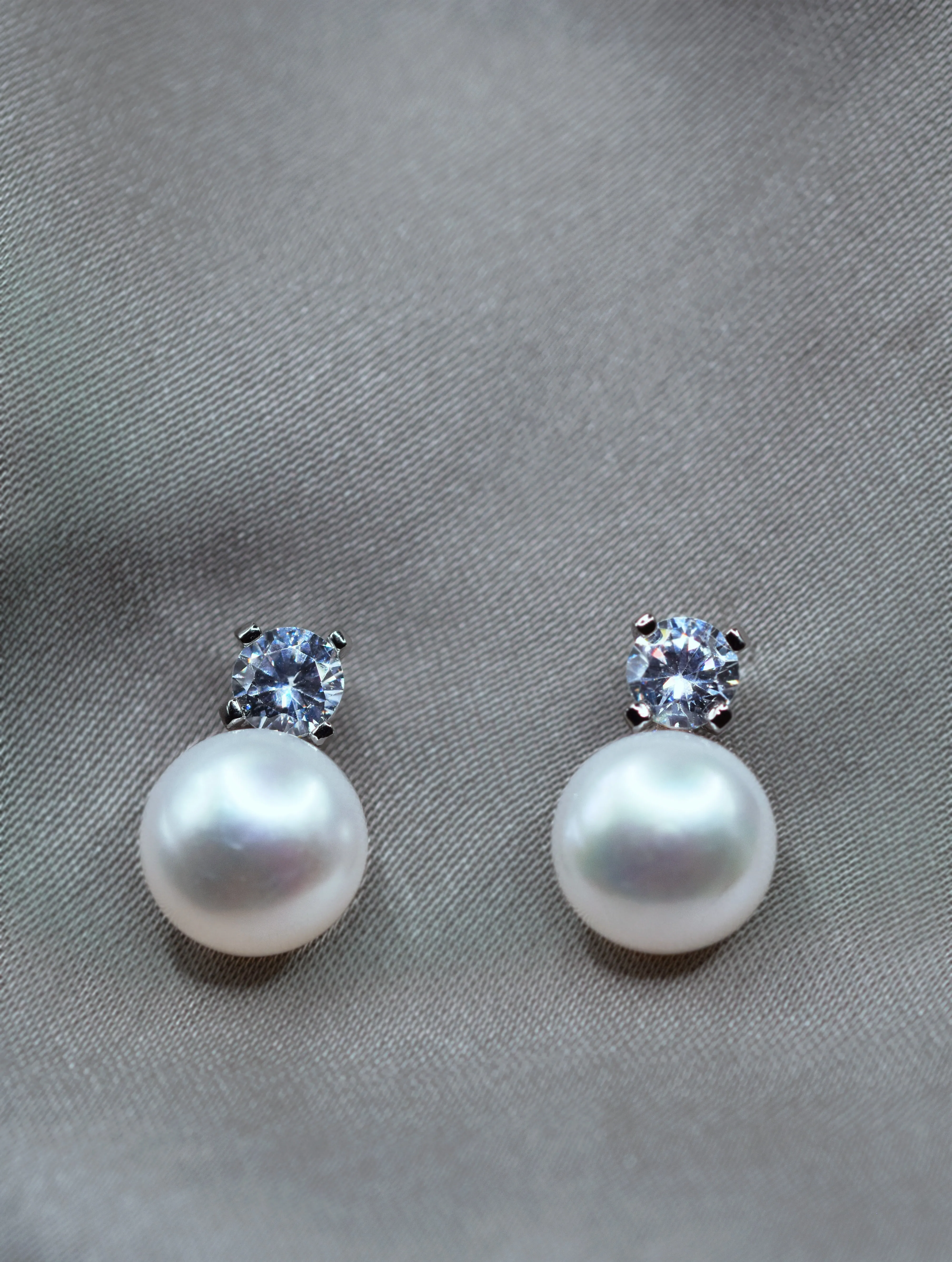 Ivory Pearl Diamond Earrings