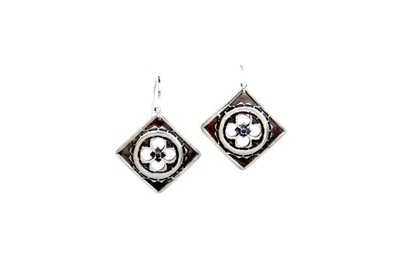 Kismet Silver Earrings w/ Sapphire