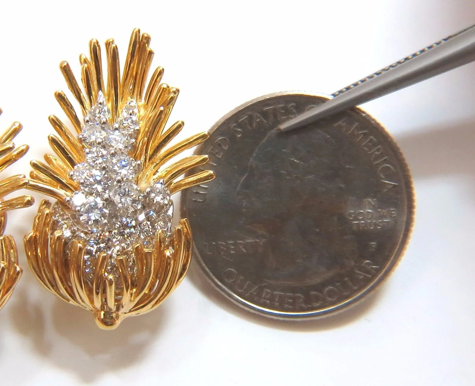 Kurt Wayne Cluster Earrings 18kt Platinum Omega