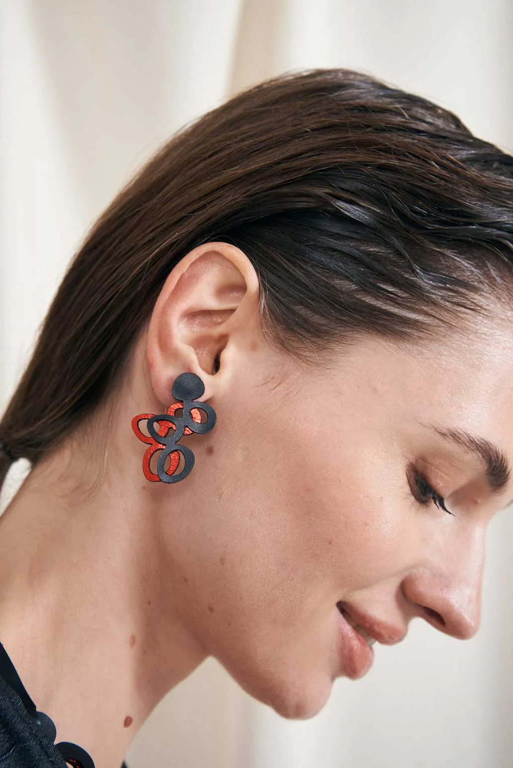 Lightplay Double Layer Earrings - Black/Red