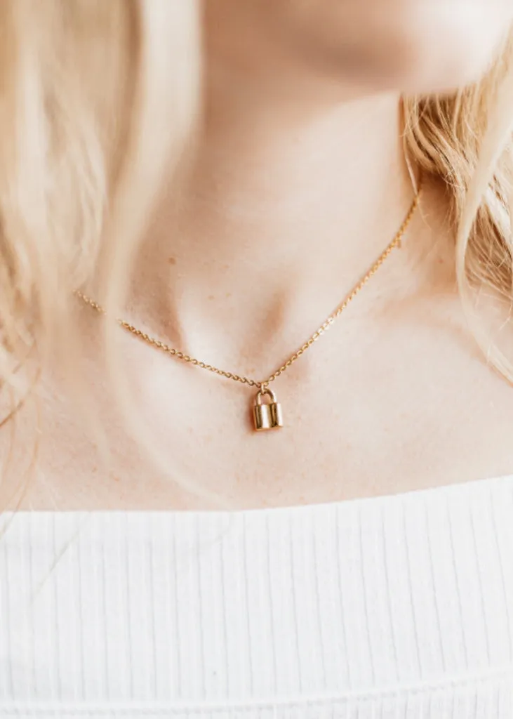 Lock necklace