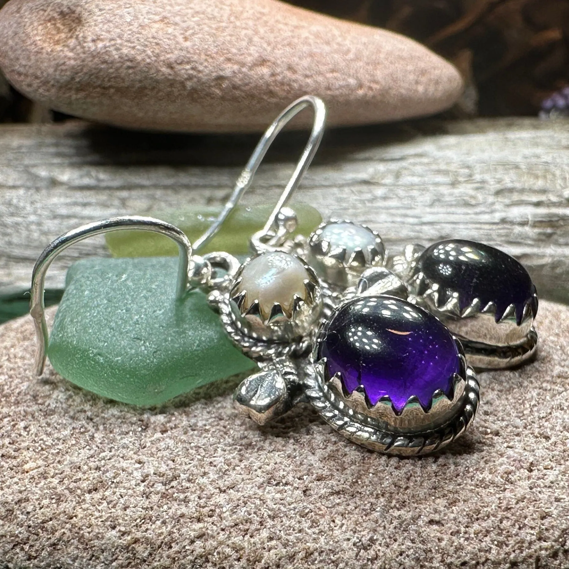 Lora Amethyst Pearl Earrings