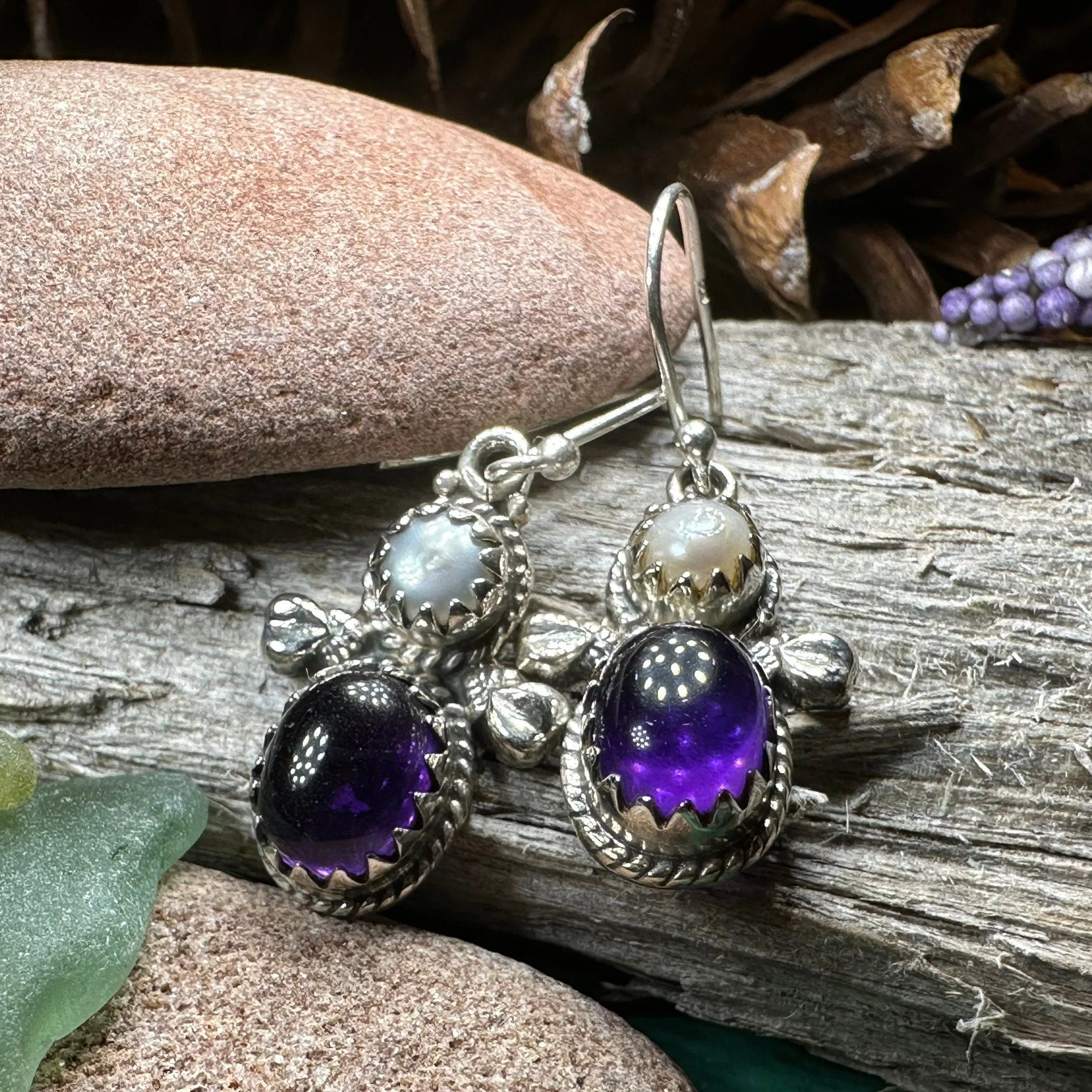 Lora Amethyst Pearl Earrings