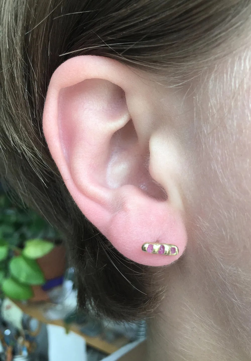 Mini Cobblestone Studs - Pink Sapphire