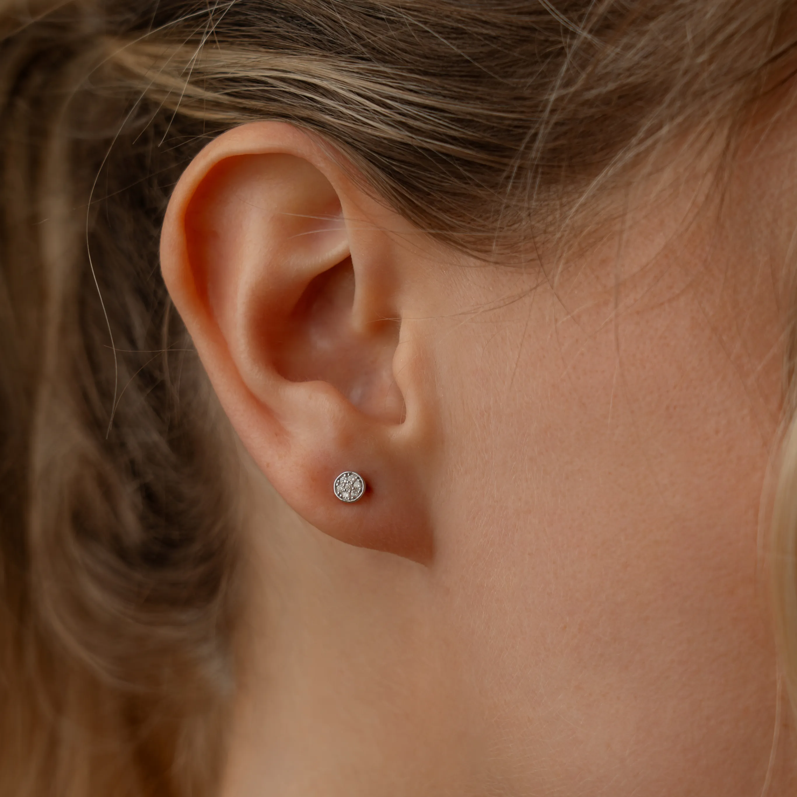 PAVÉ DISC STUD EARRINGS