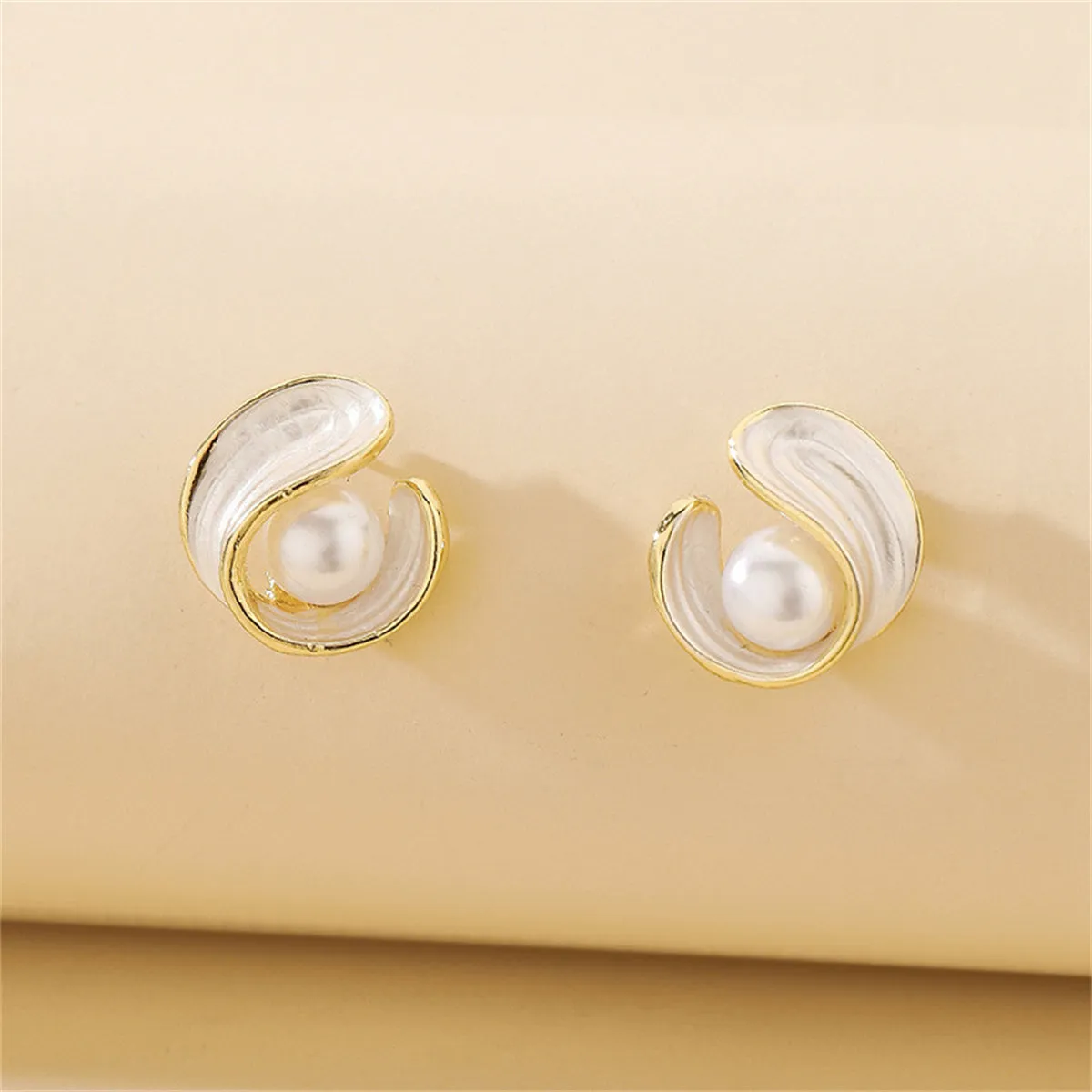 Pearl & White Enamel 18K Gold-Plated Irregular Swirl Stud Earrings