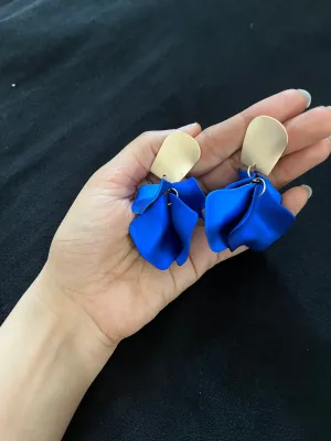 Royal blue earrings , blue petal earrings , blue flower earrings , long blue earrings , blue wedding earrings , large blue earrings