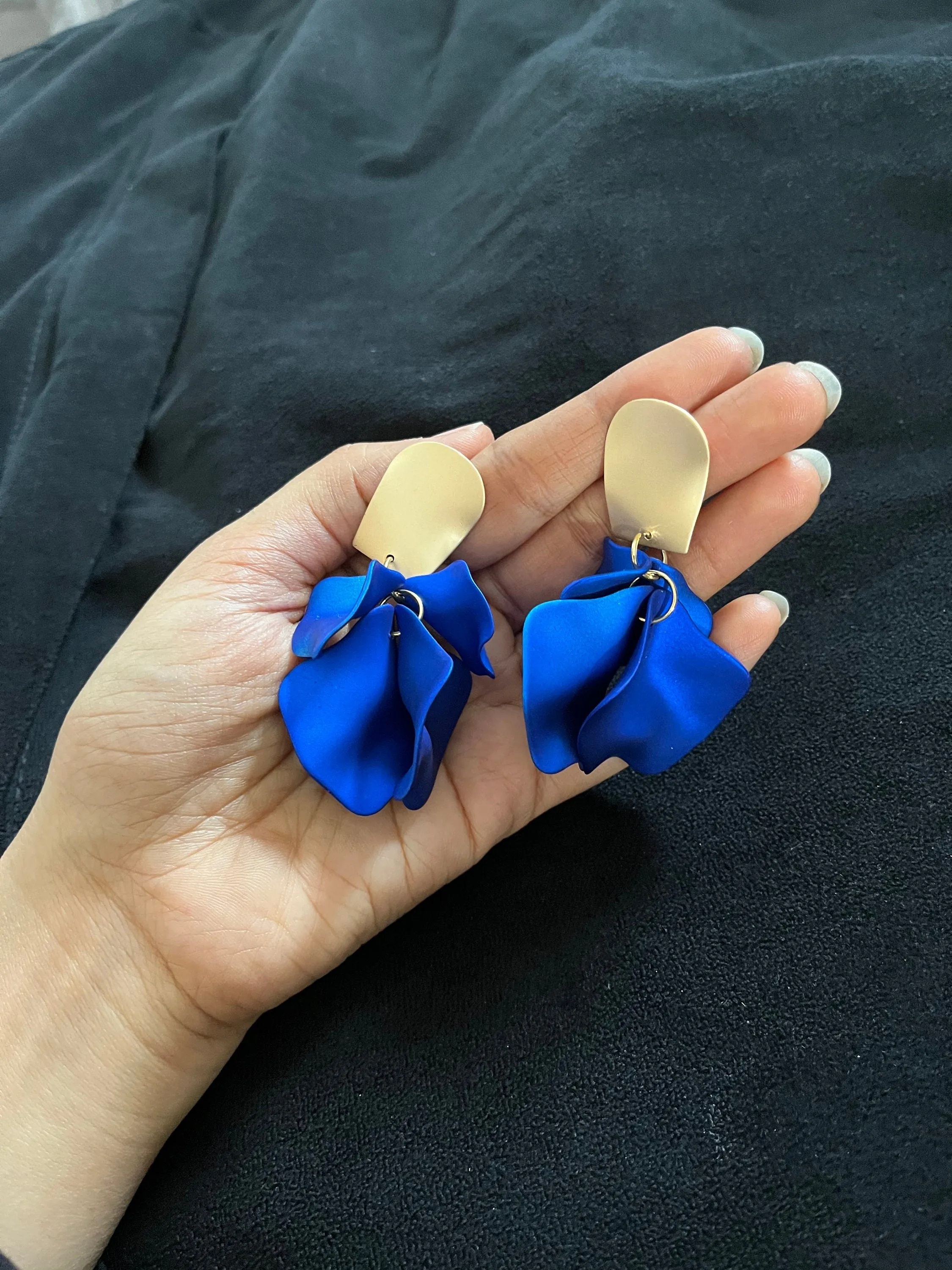 Royal blue earrings , blue petal earrings , blue flower earrings , long blue earrings , blue wedding earrings , large blue earrings