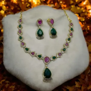 Royal Elegance Necklace and Earrings Set