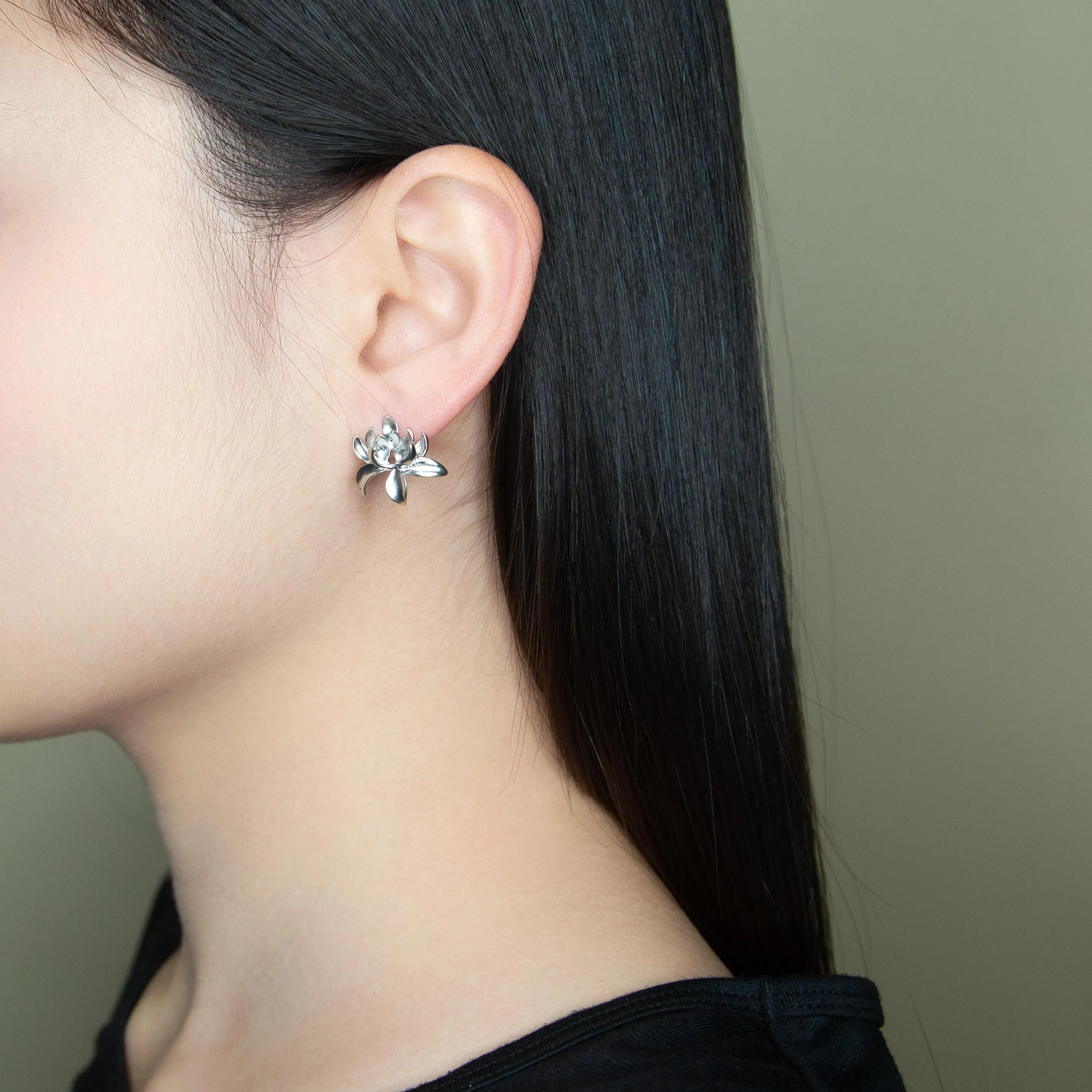 Silver Lotus Pearl Stud Earrings