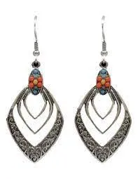 Silver Strike Graduated Diamond Earring