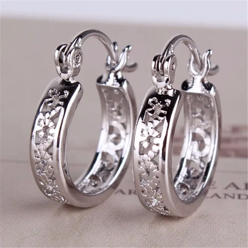 Small Earrings Fashion Classic Hollow Out Round Hoop Earring For Women High Quality Brinco Earings Ladies Jewellery