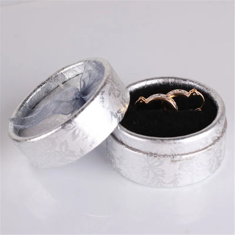 Small Earrings Fashion Classic Hollow Out Round Hoop Earring For Women High Quality Brinco Earings Ladies Jewellery