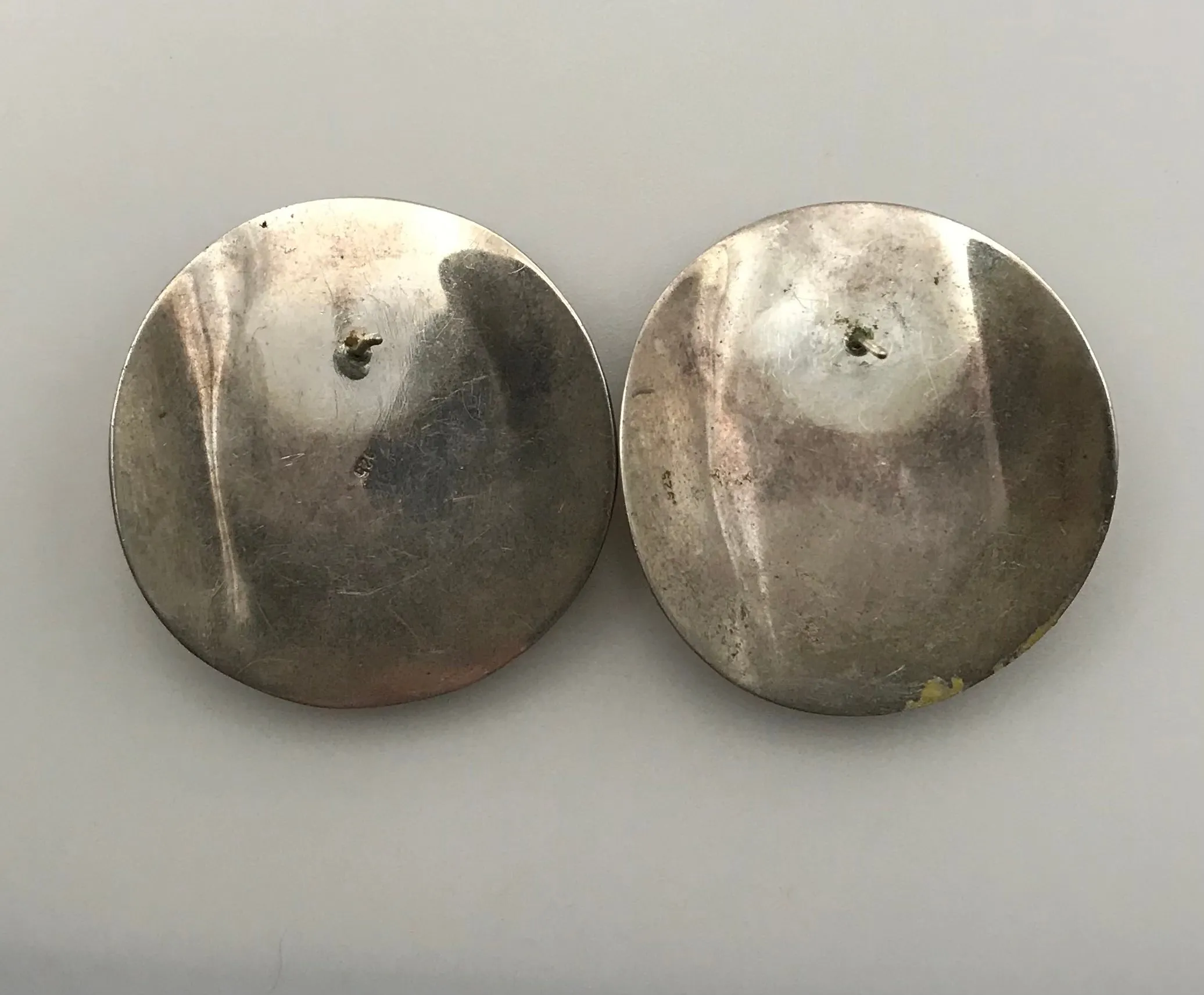 sterling silver synthetic onyx post earrings ***AS IS***