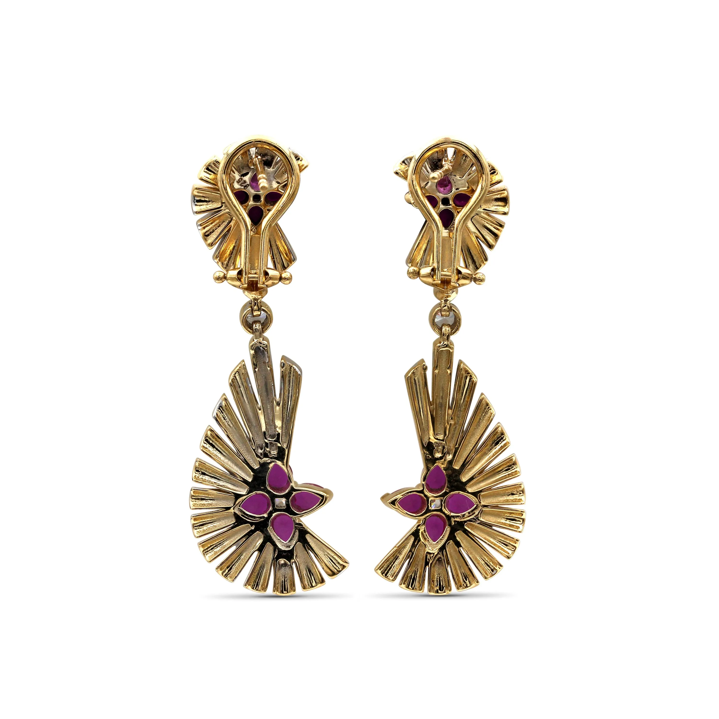 Sunray Ruby 2.20ct and Diamond 2.05ct Earring in 18K Gold
