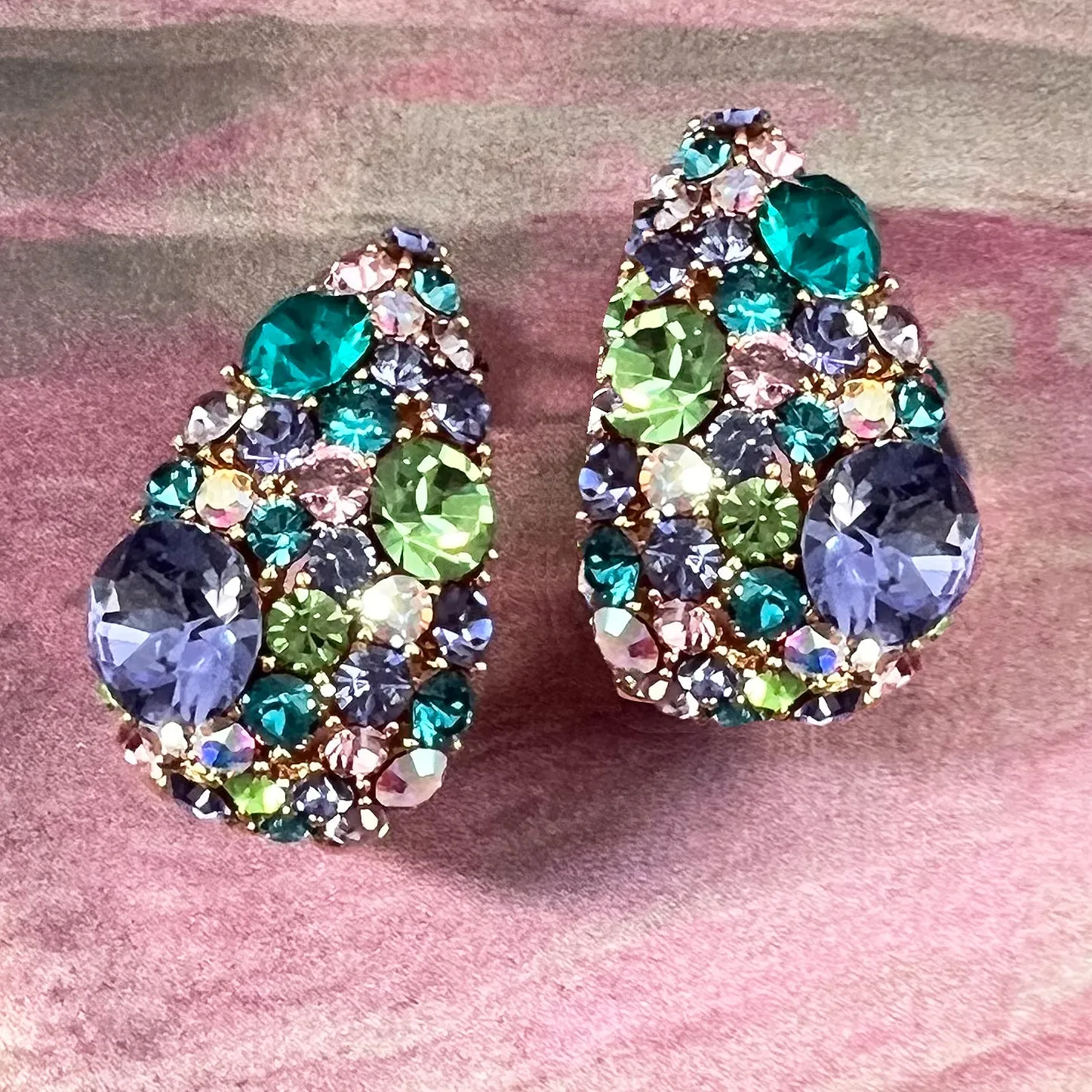 tanti cristalli half hoop earrings